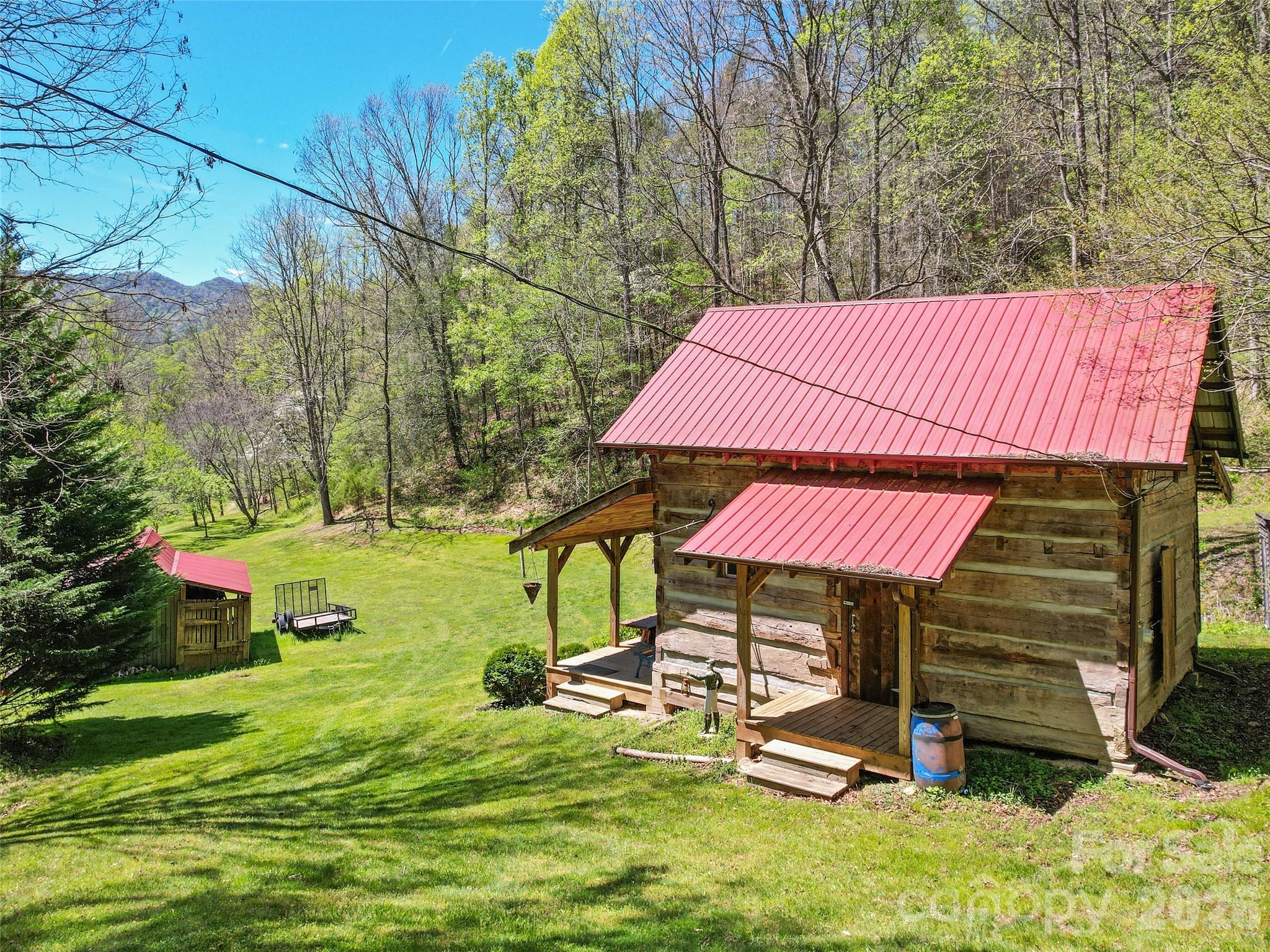 647 Indian Springs Road — Clyde