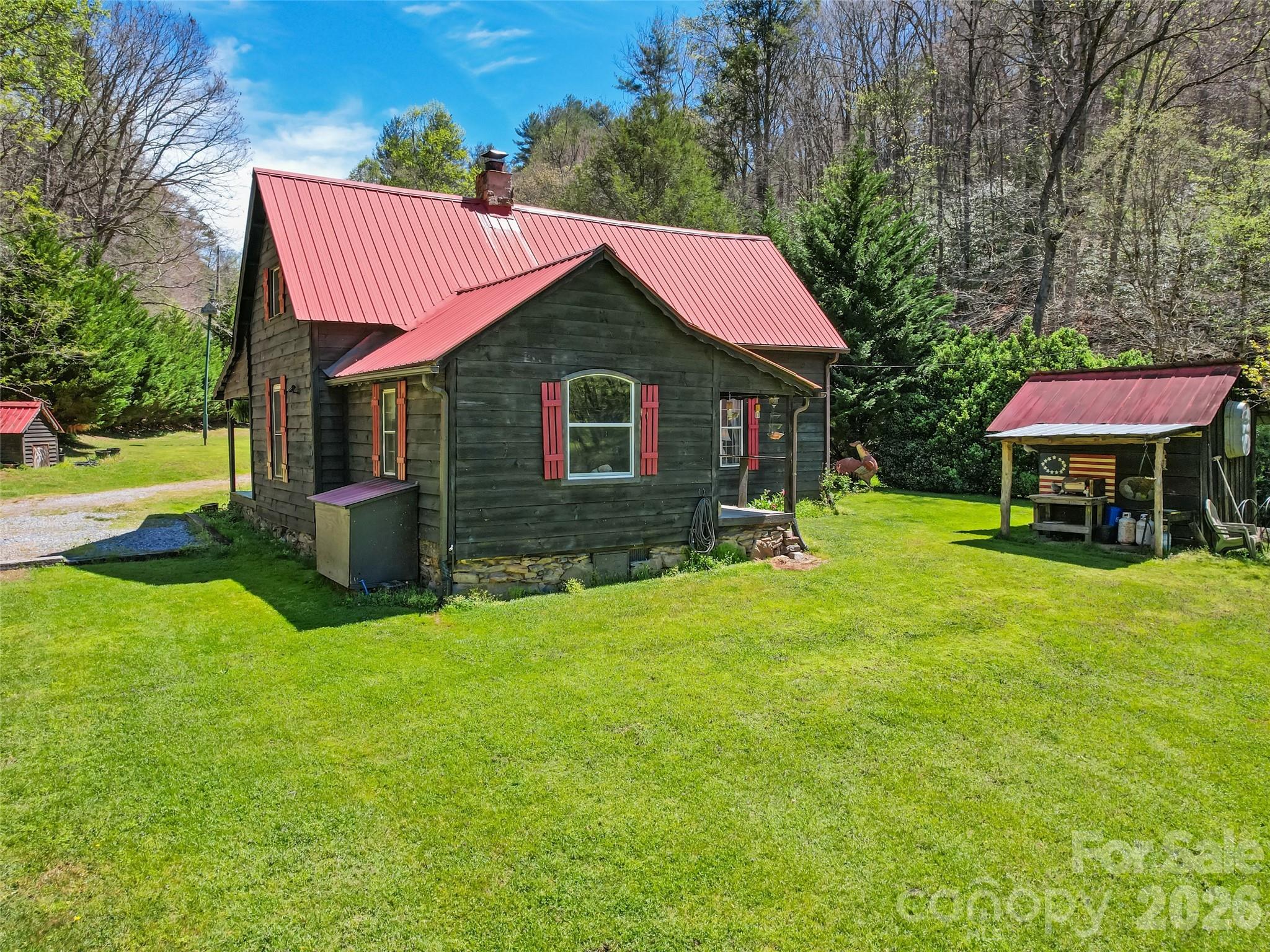 647 Indian Springs Road — Clyde