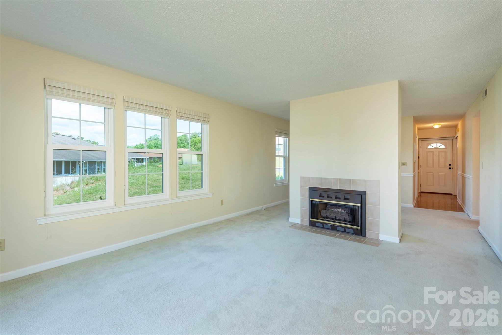 4805 Breakers Lane — Asheville