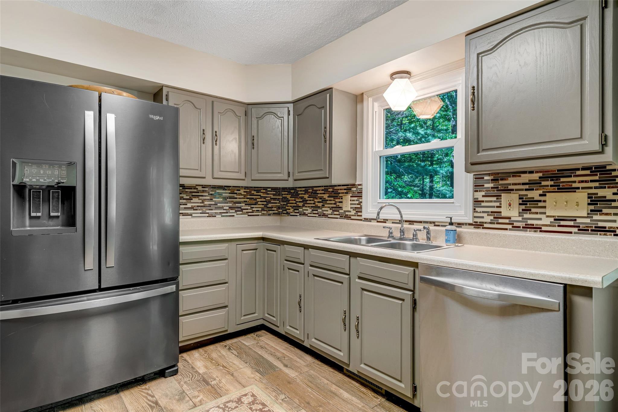 18 Tarragon Place — Flat Rock
