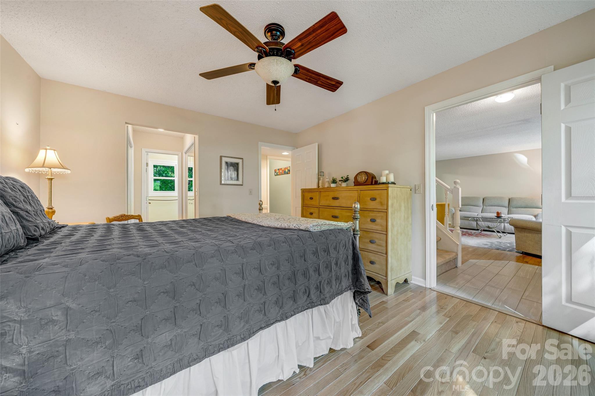 18 Tarragon Place — Flat Rock