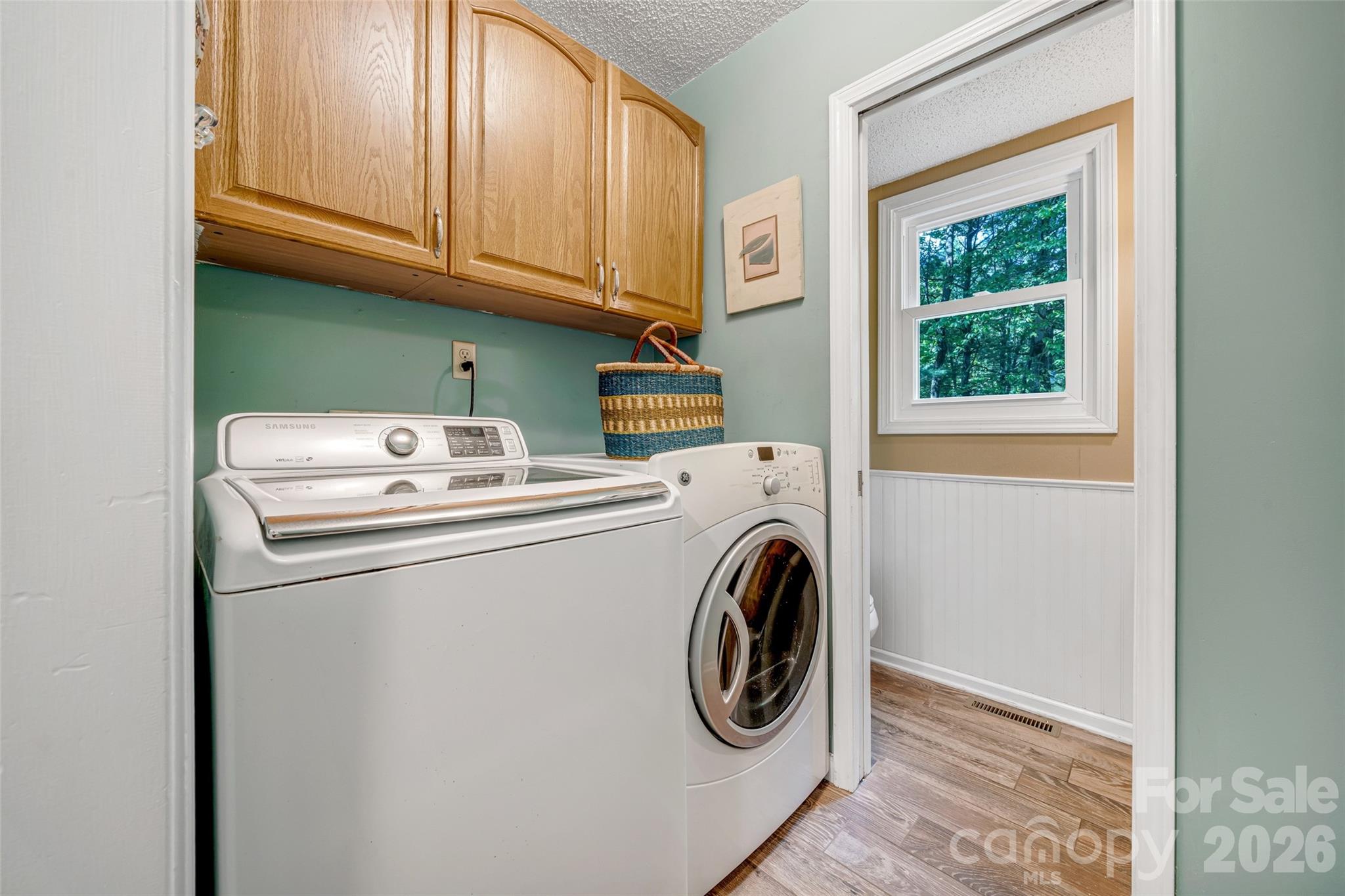 18 Tarragon Place — Flat Rock