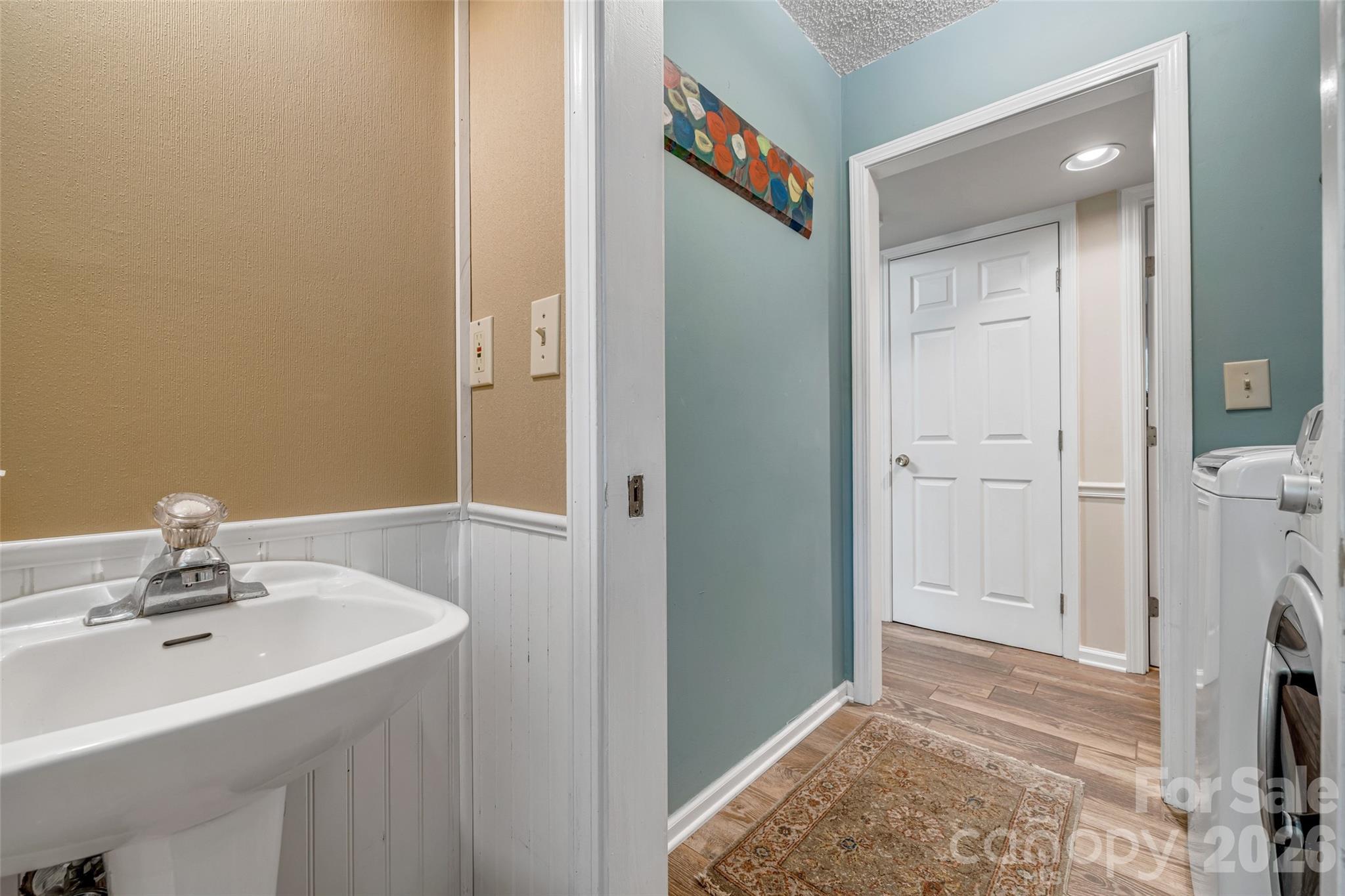 18 Tarragon Place — Flat Rock