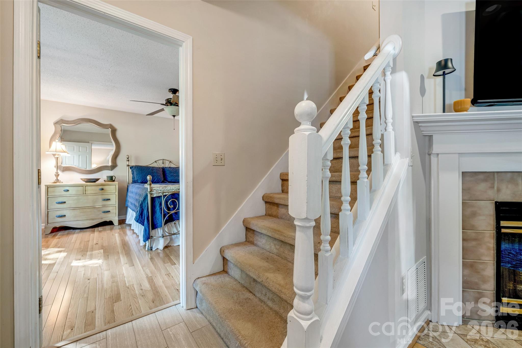18 Tarragon Place — Flat Rock