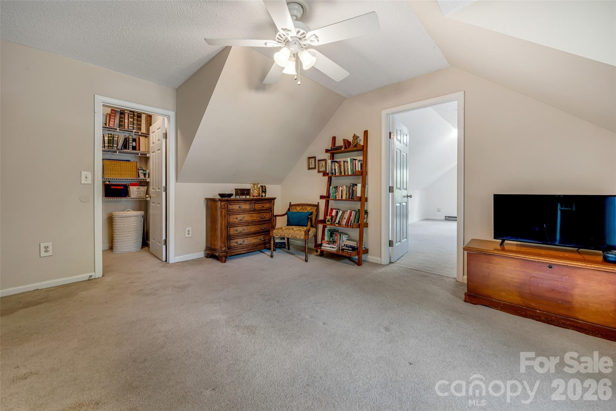 18 Tarragon Place — Flat Rock