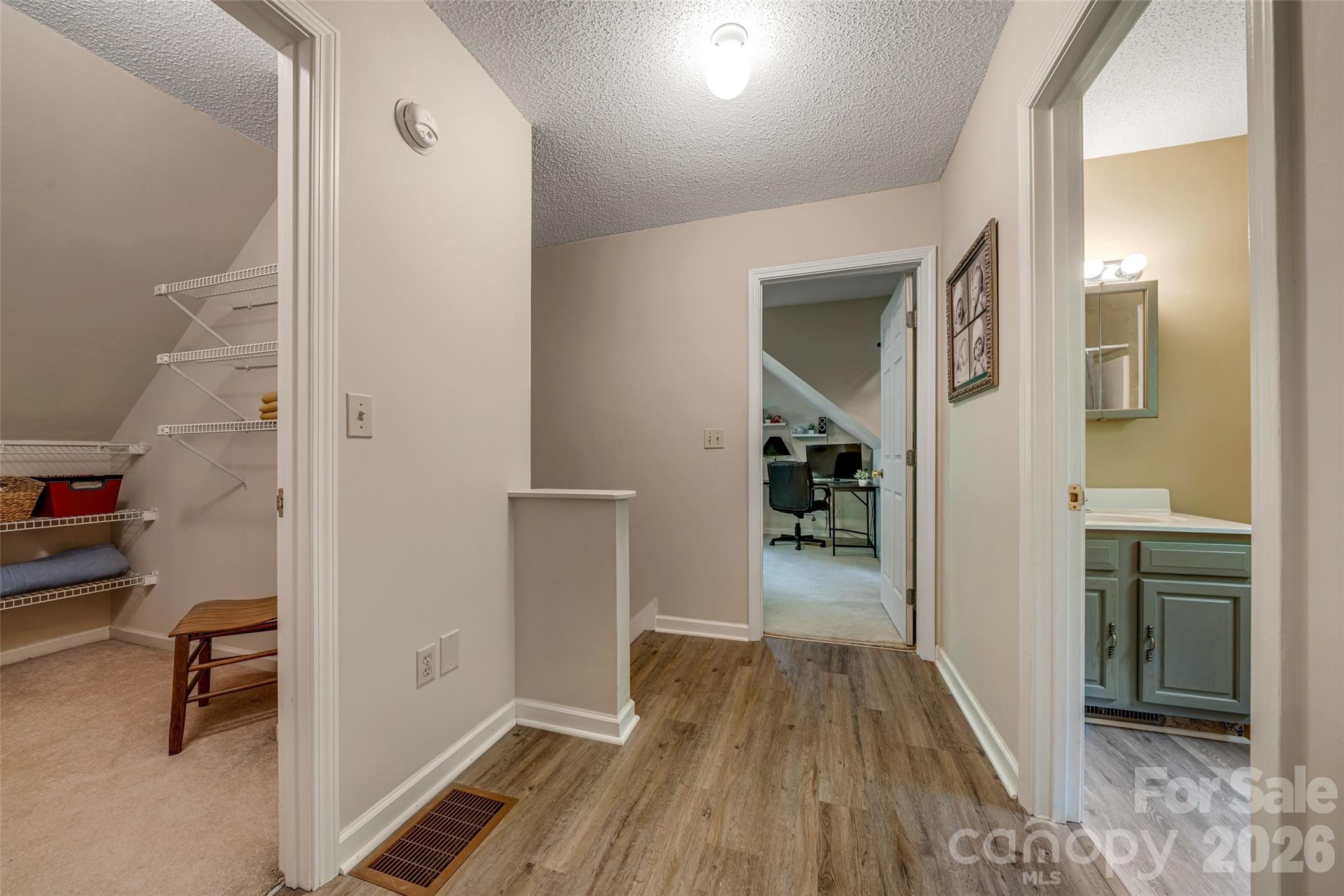 18 Tarragon Place — Flat Rock