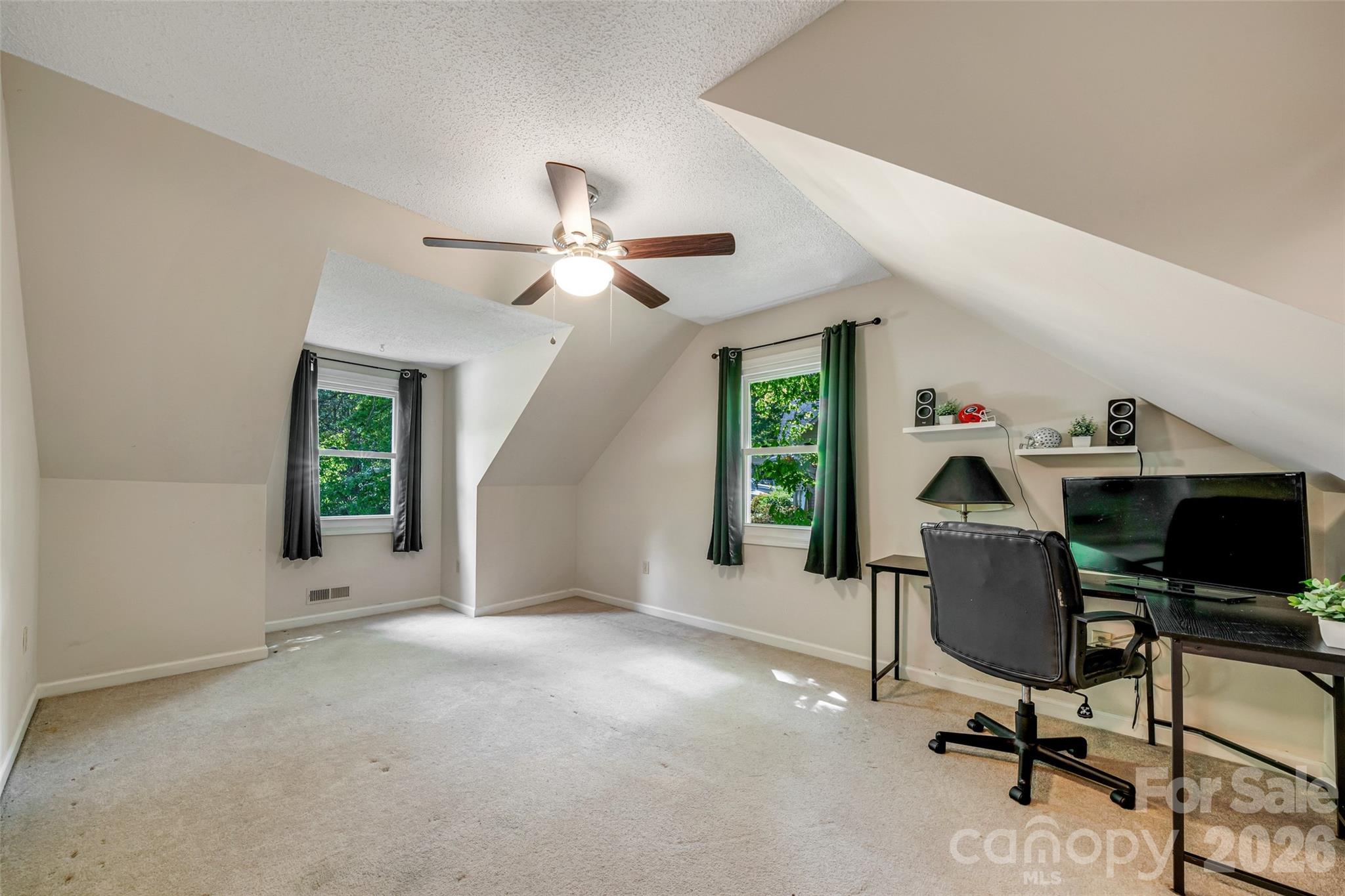 18 Tarragon Place — Flat Rock