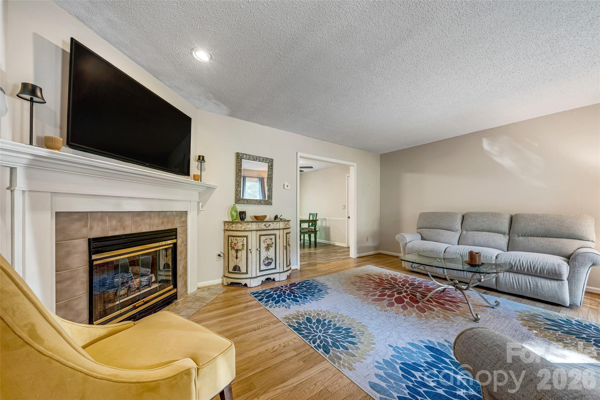 18 Tarragon Place — Flat Rock