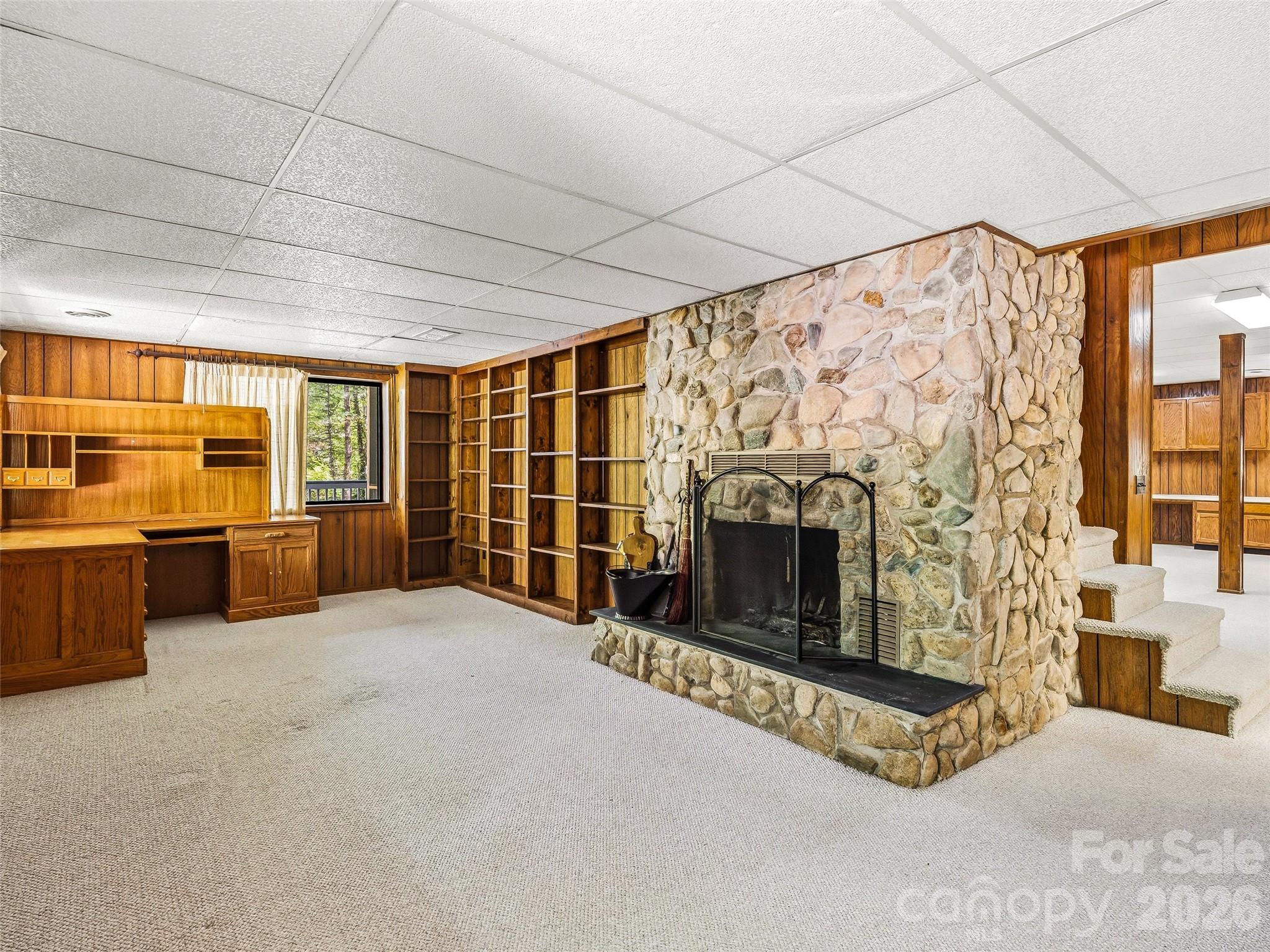 33 Southerland Road — Pisgah Forest