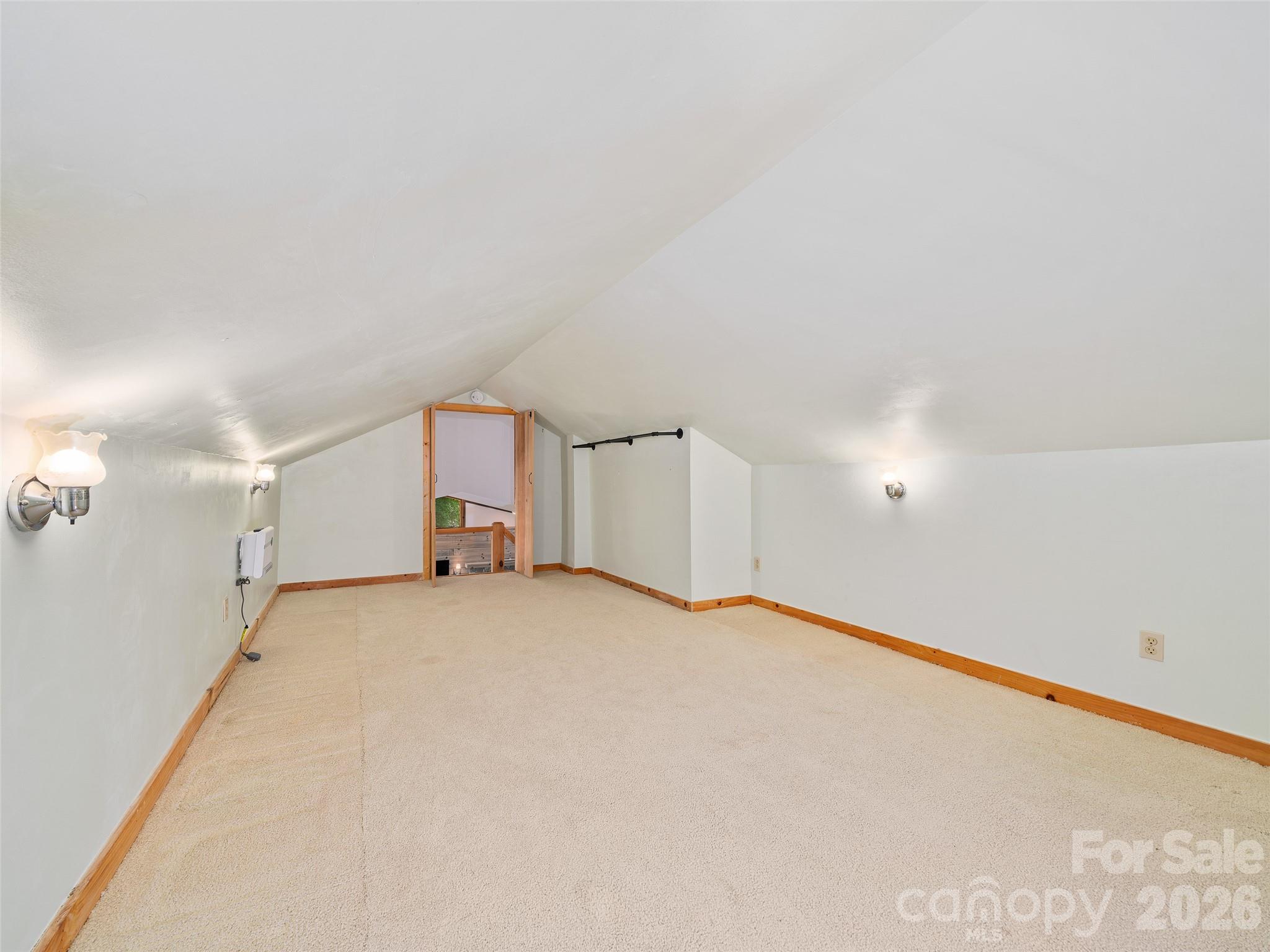 115 Sutton Ridge Road — Burnsville