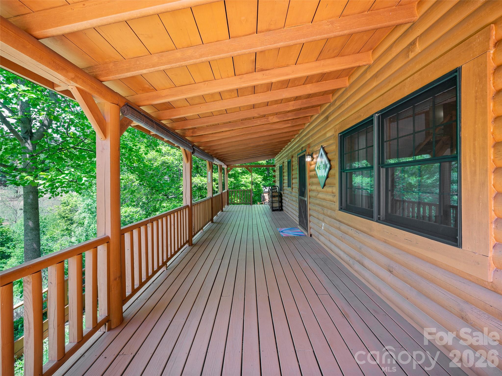115 Sutton Ridge Road — Burnsville