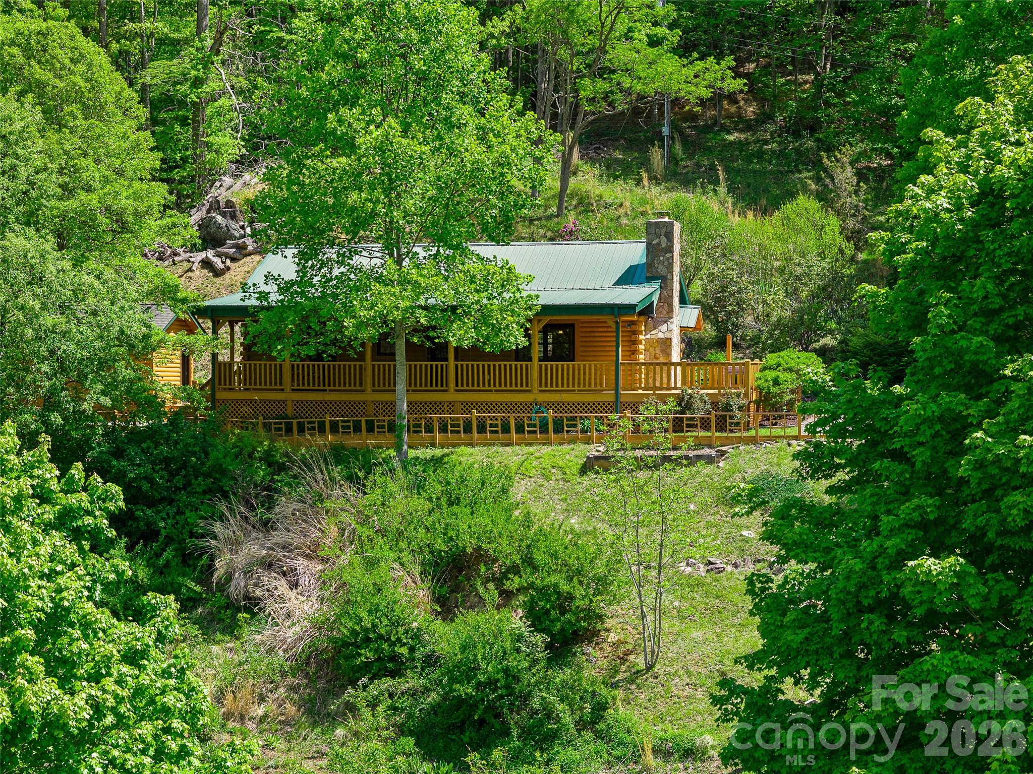 115 Sutton Ridge Road — Burnsville