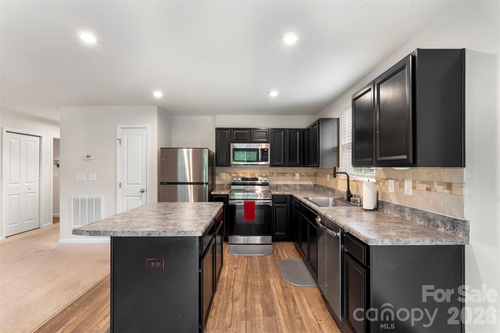 2515 Willow Pond Lane SE — Concord