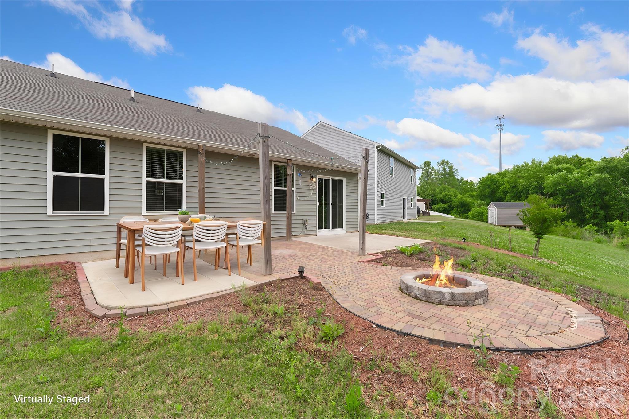 2515 Willow Pond Lane SE — Concord