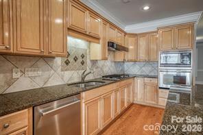439 Ohenry Avenue — Davidson