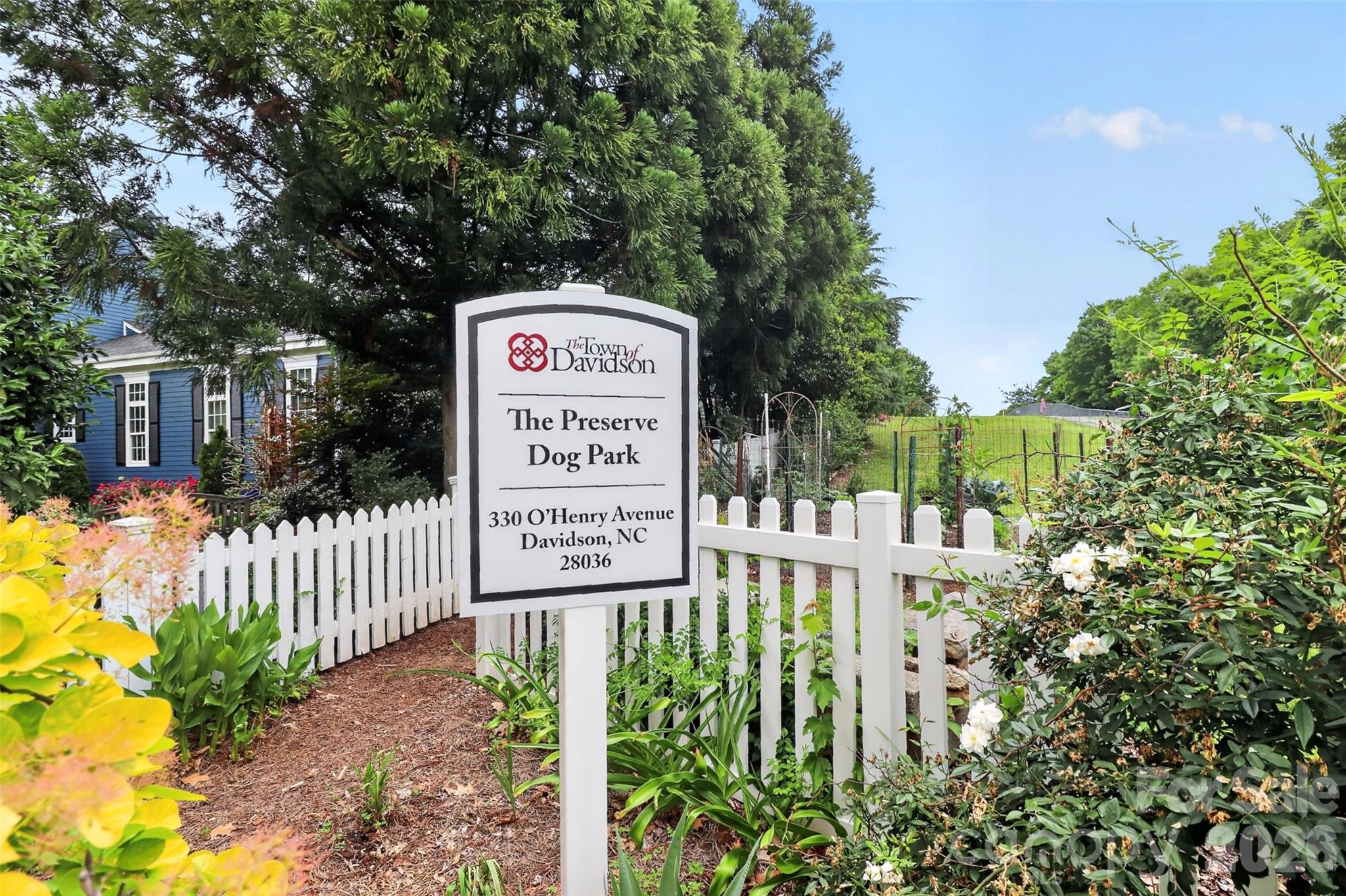 439 Ohenry Avenue — Davidson