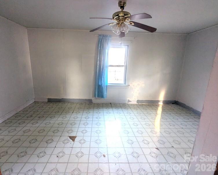 901 State Street #Ext — Marion