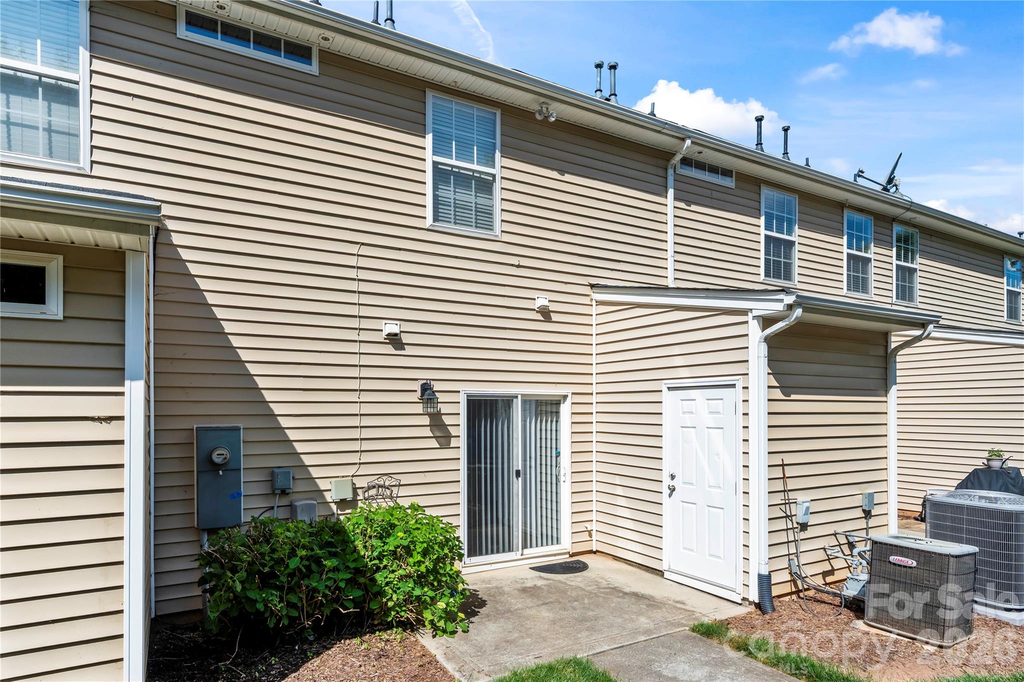 17732 Caldwell Track Drive — Cornelius