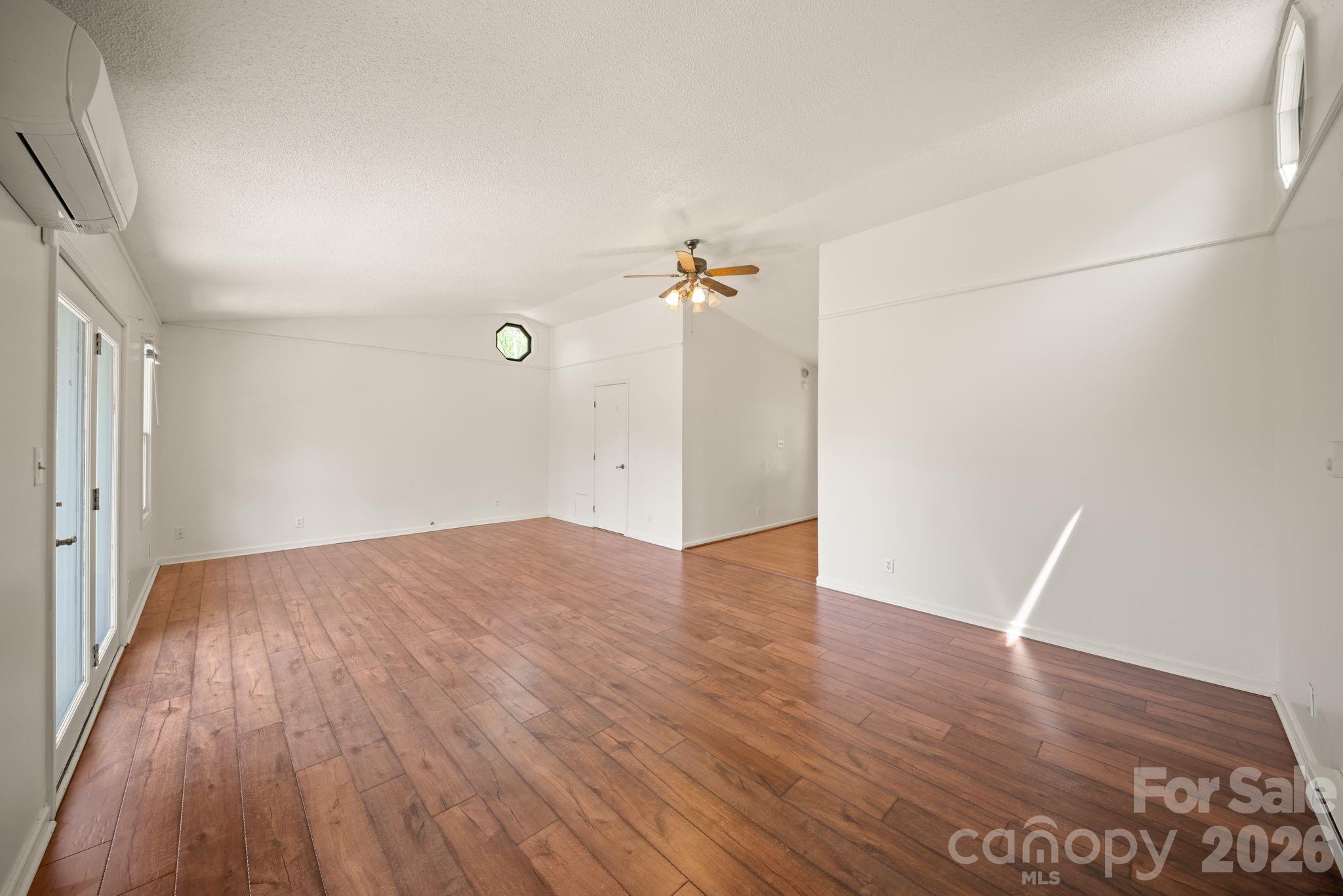 290 Hookers Gap Road — Candler