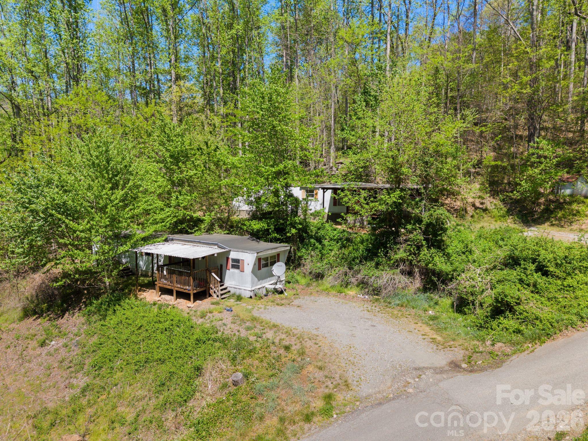 290 Hookers Gap Road — Candler