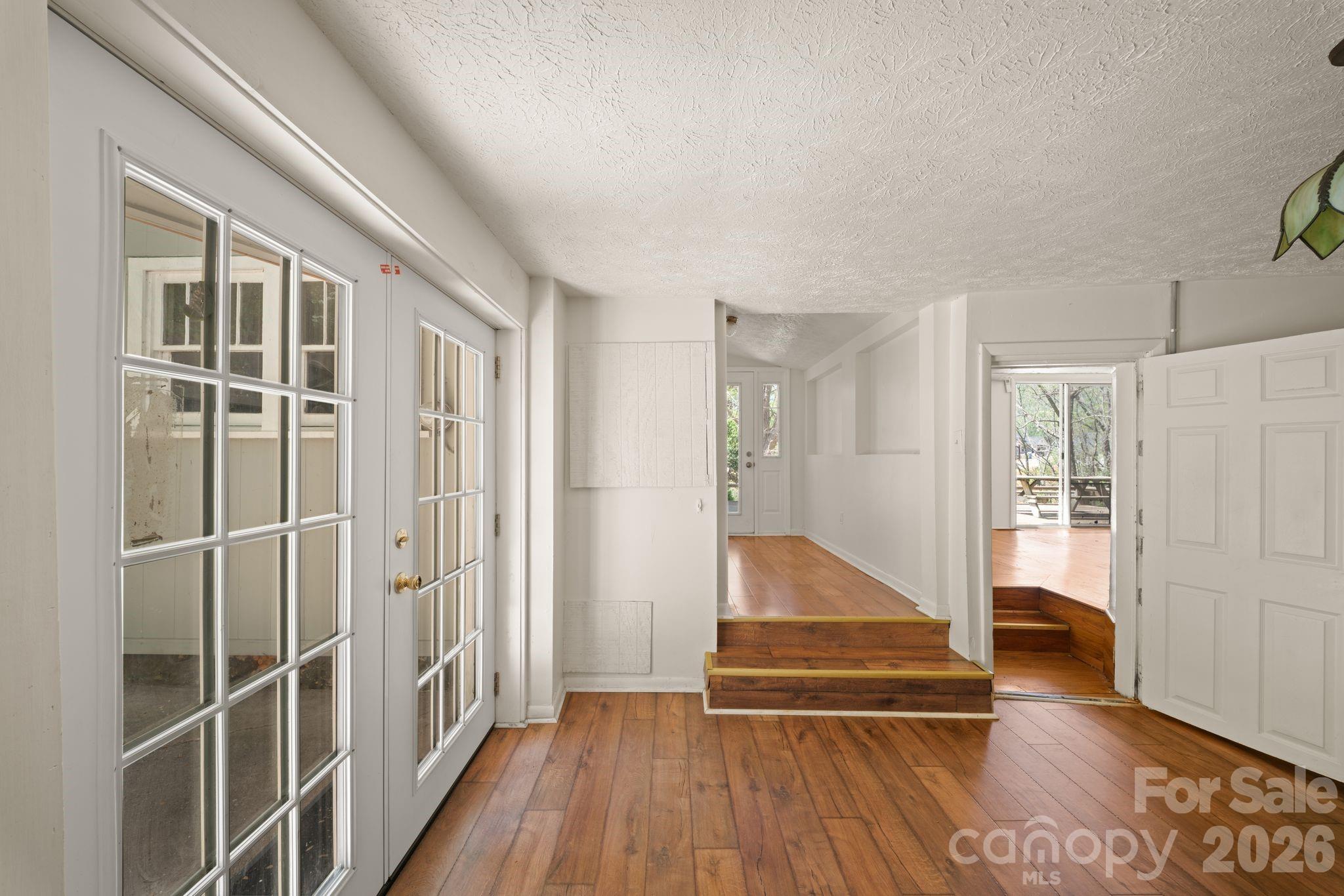 290 Hookers Gap Road — Candler