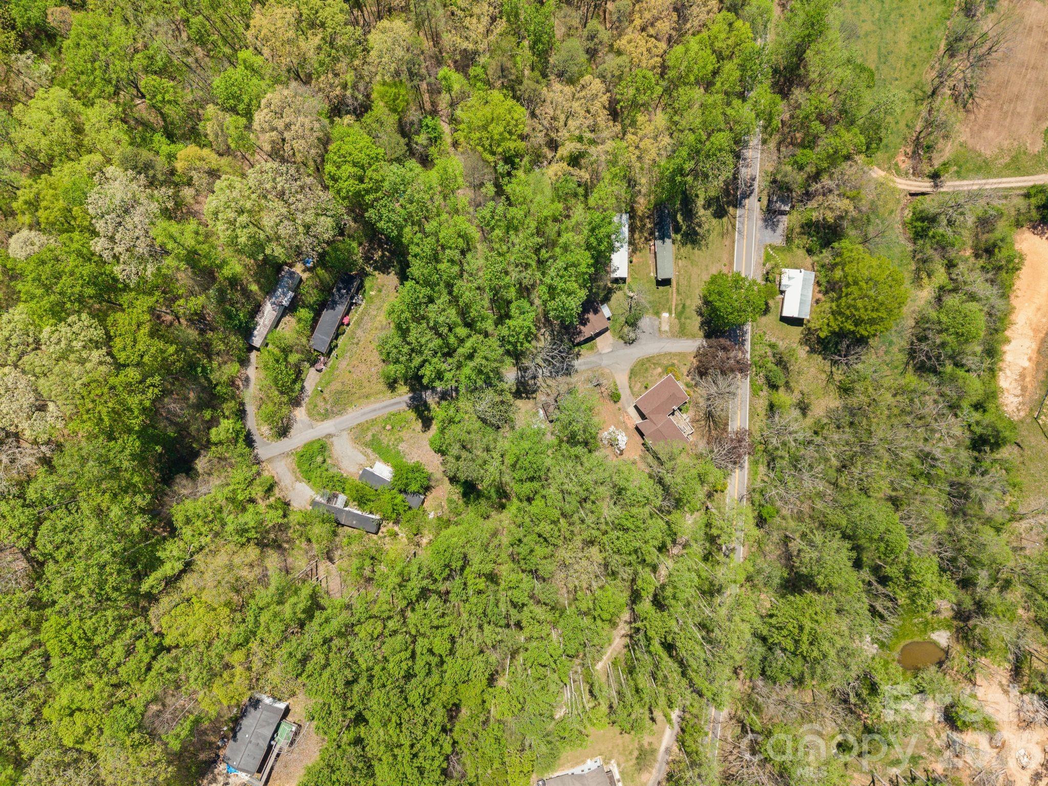 290 Hookers Gap Road — Candler