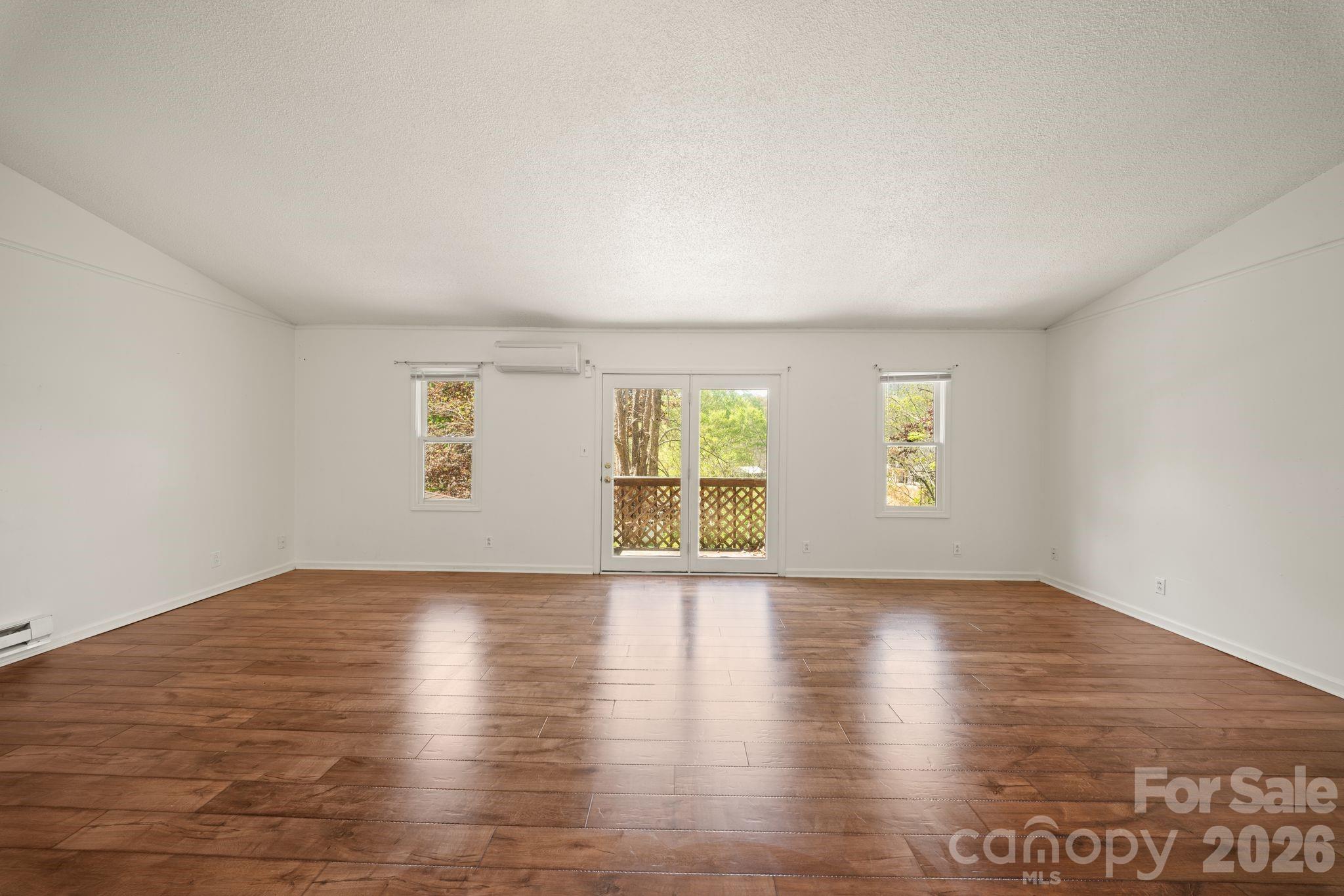 290 Hookers Gap Road — Candler