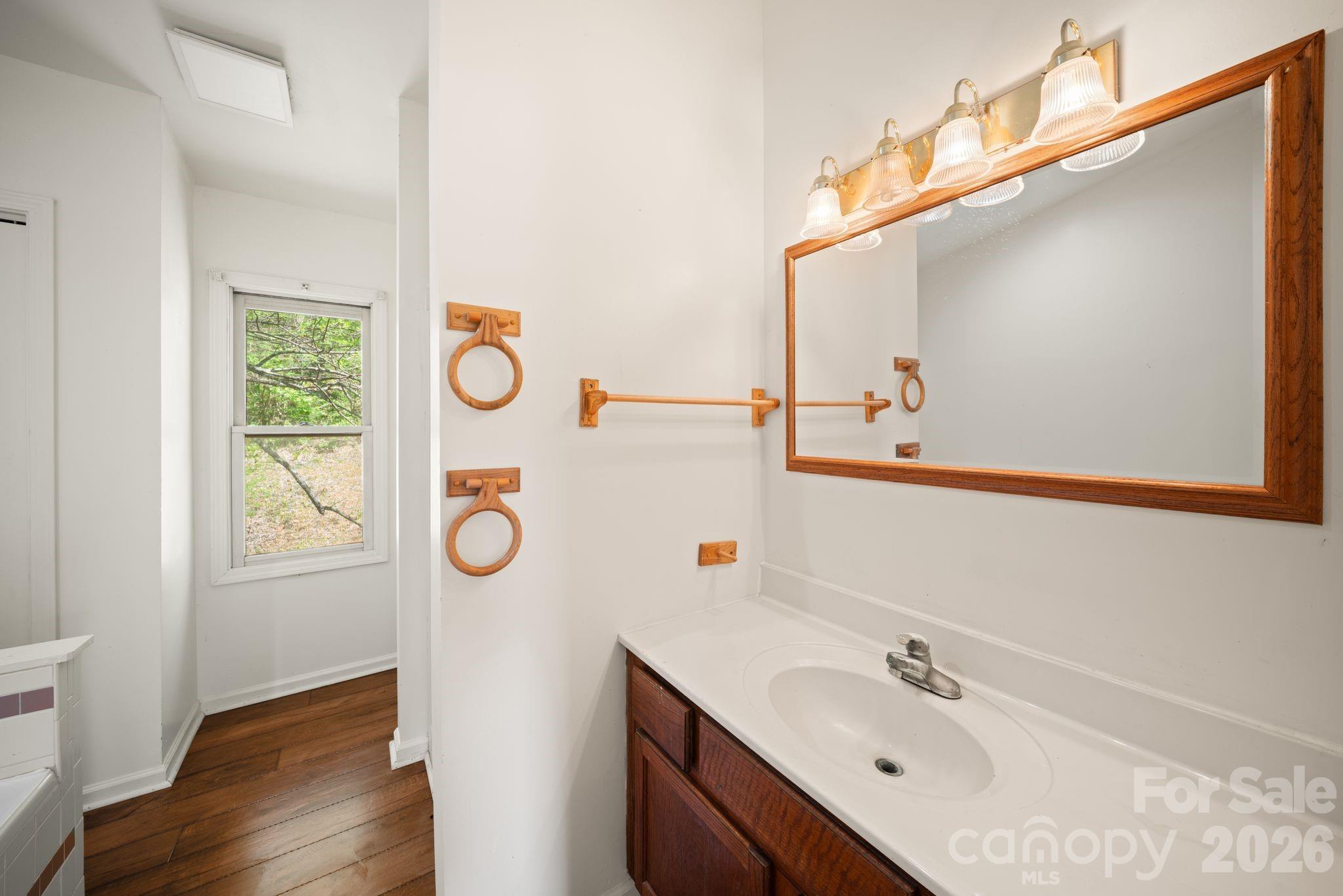 290 Hookers Gap Road — Candler