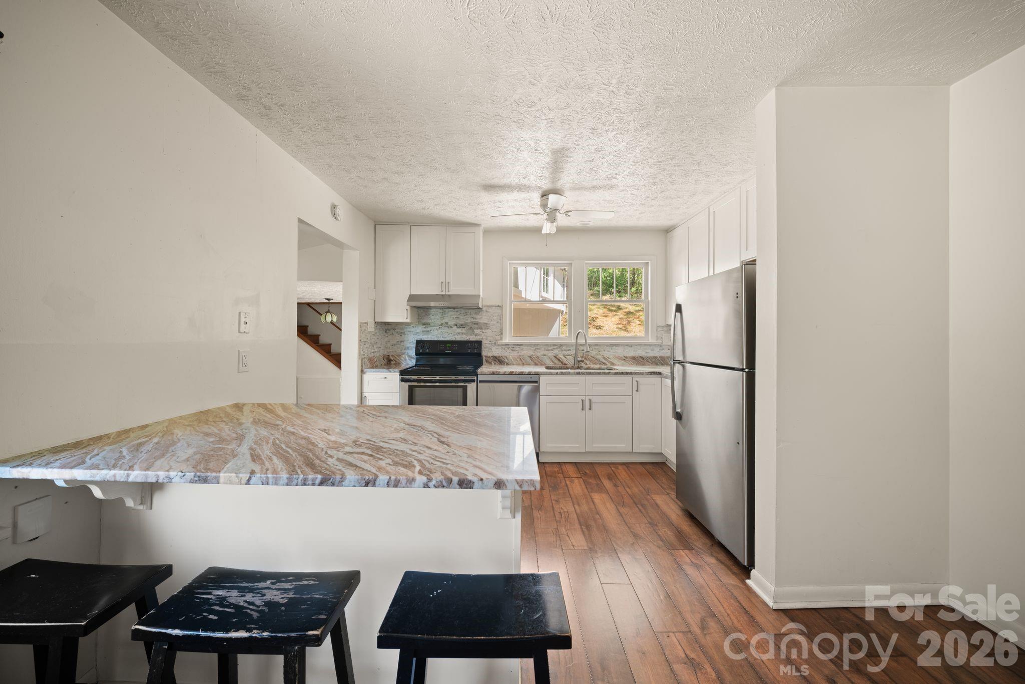 290 Hookers Gap Road — Candler