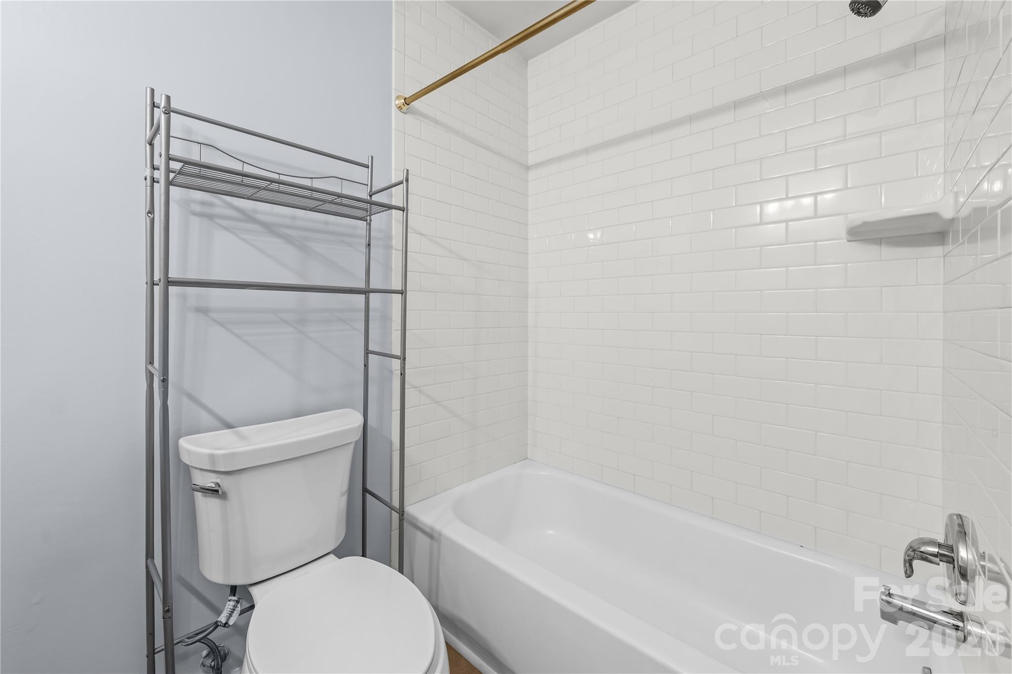 8521 Castle Pine Court — Charlotte