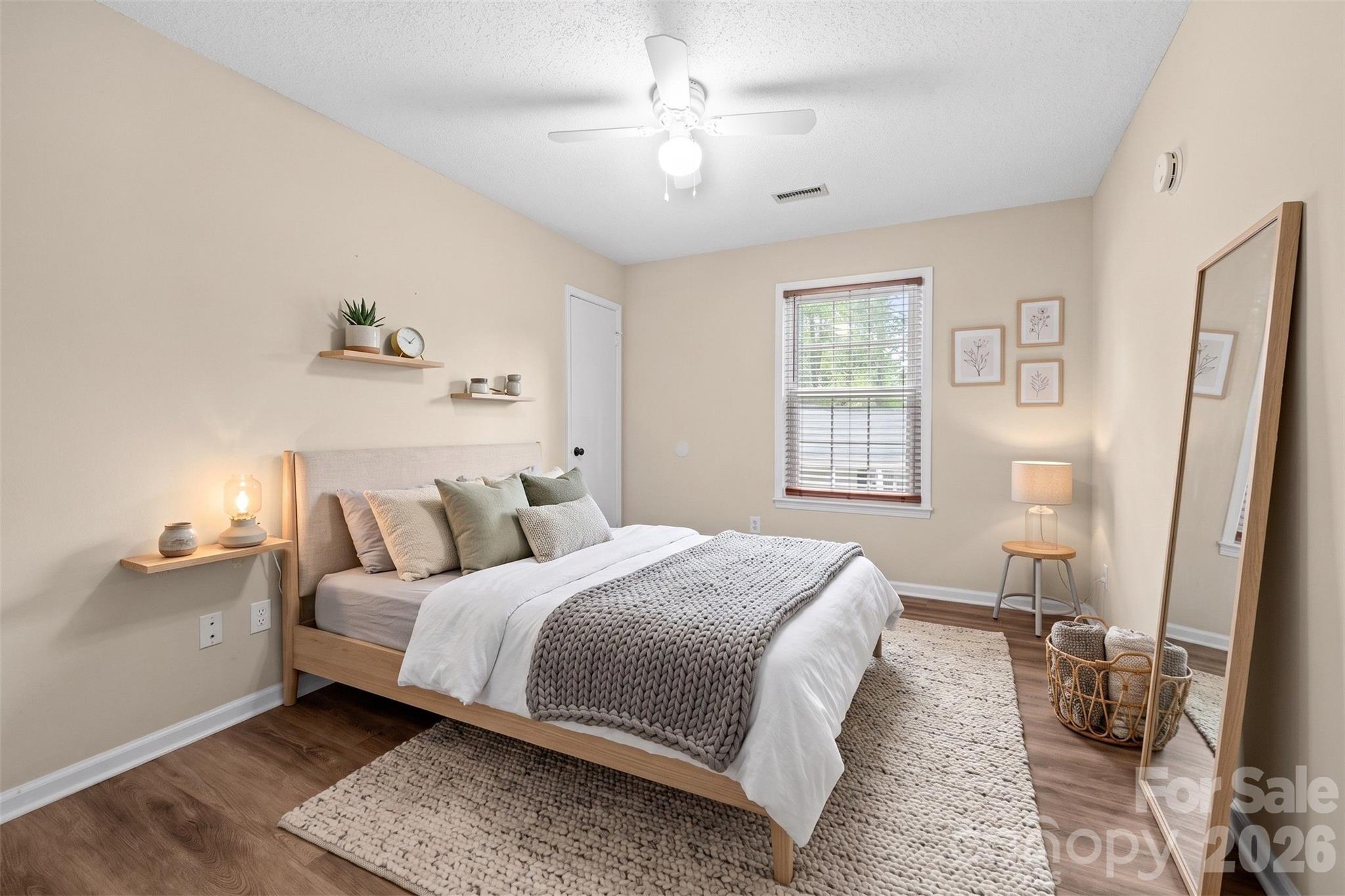 8521 Castle Pine Court — Charlotte