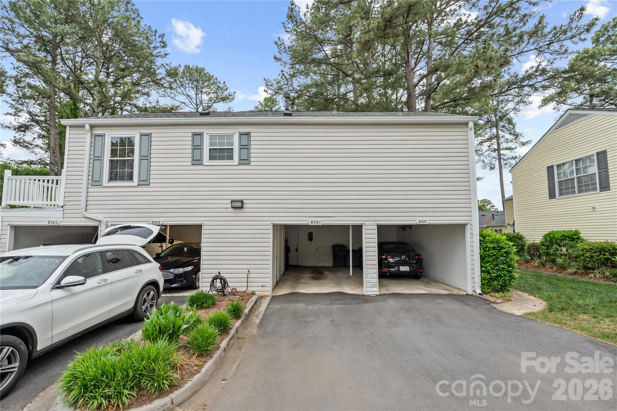 8521 Castle Pine Court — Charlotte
