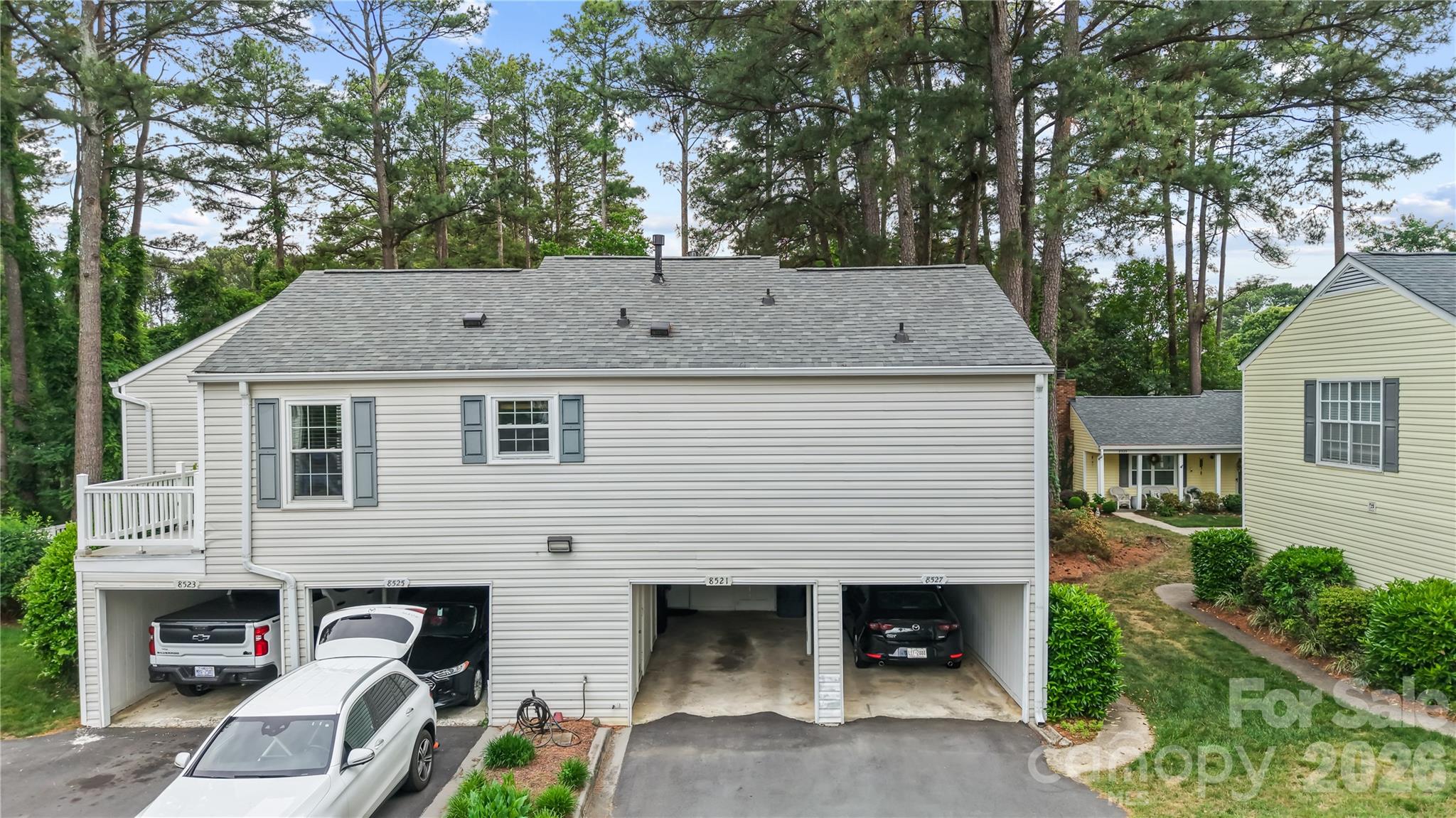 8521 Castle Pine Court — Charlotte