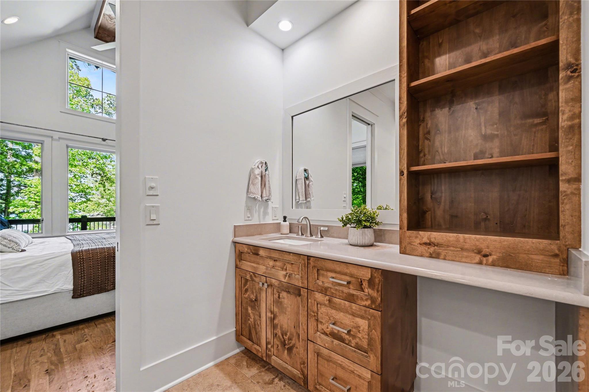 142 Lakeview Shores Loop — Mooresville