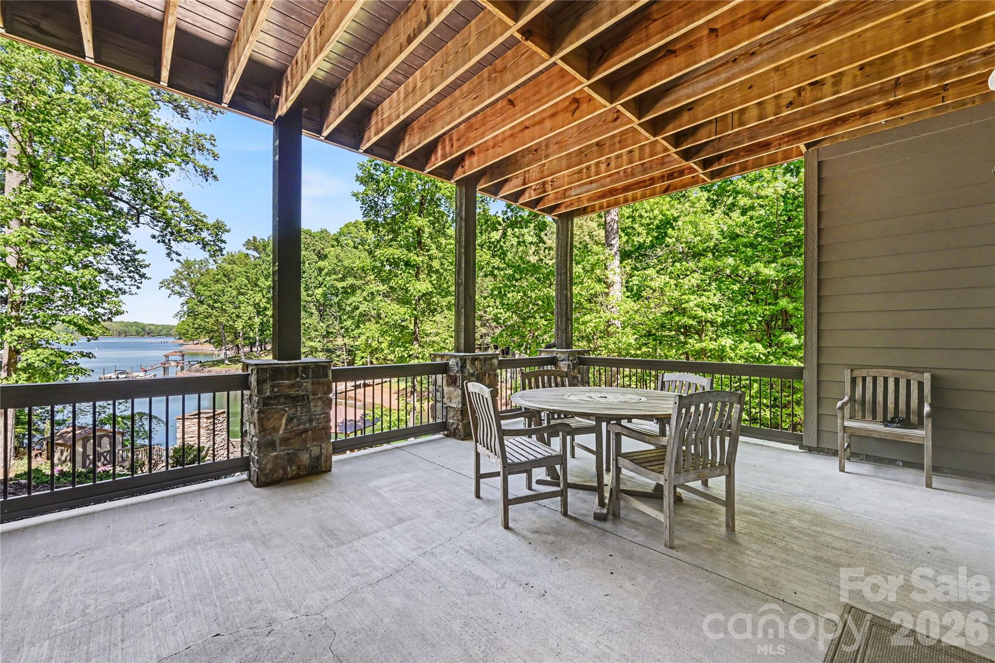 142 Lakeview Shores Loop — Mooresville