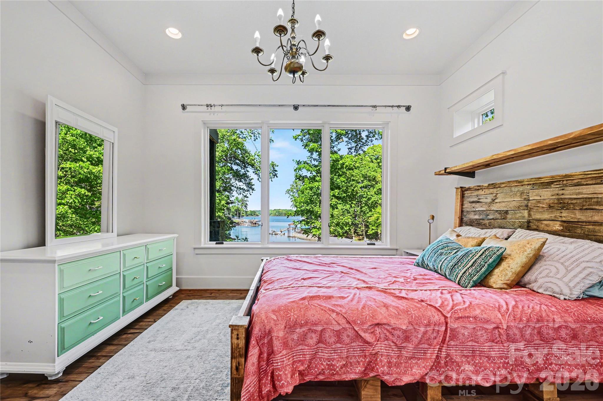 142 Lakeview Shores Loop — Mooresville