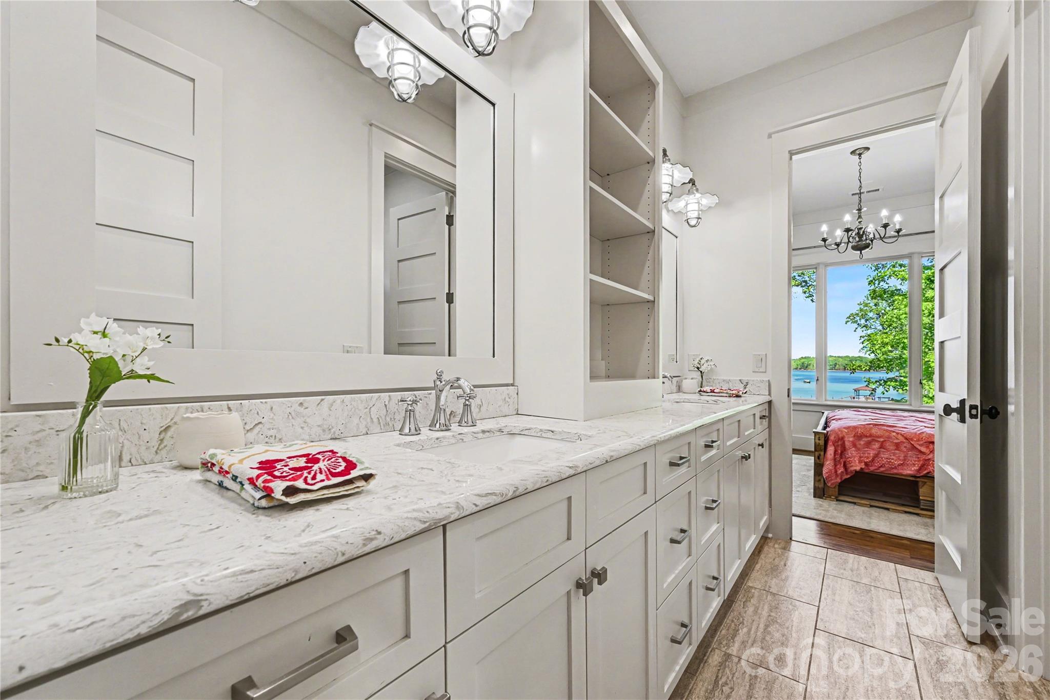 142 Lakeview Shores Loop — Mooresville