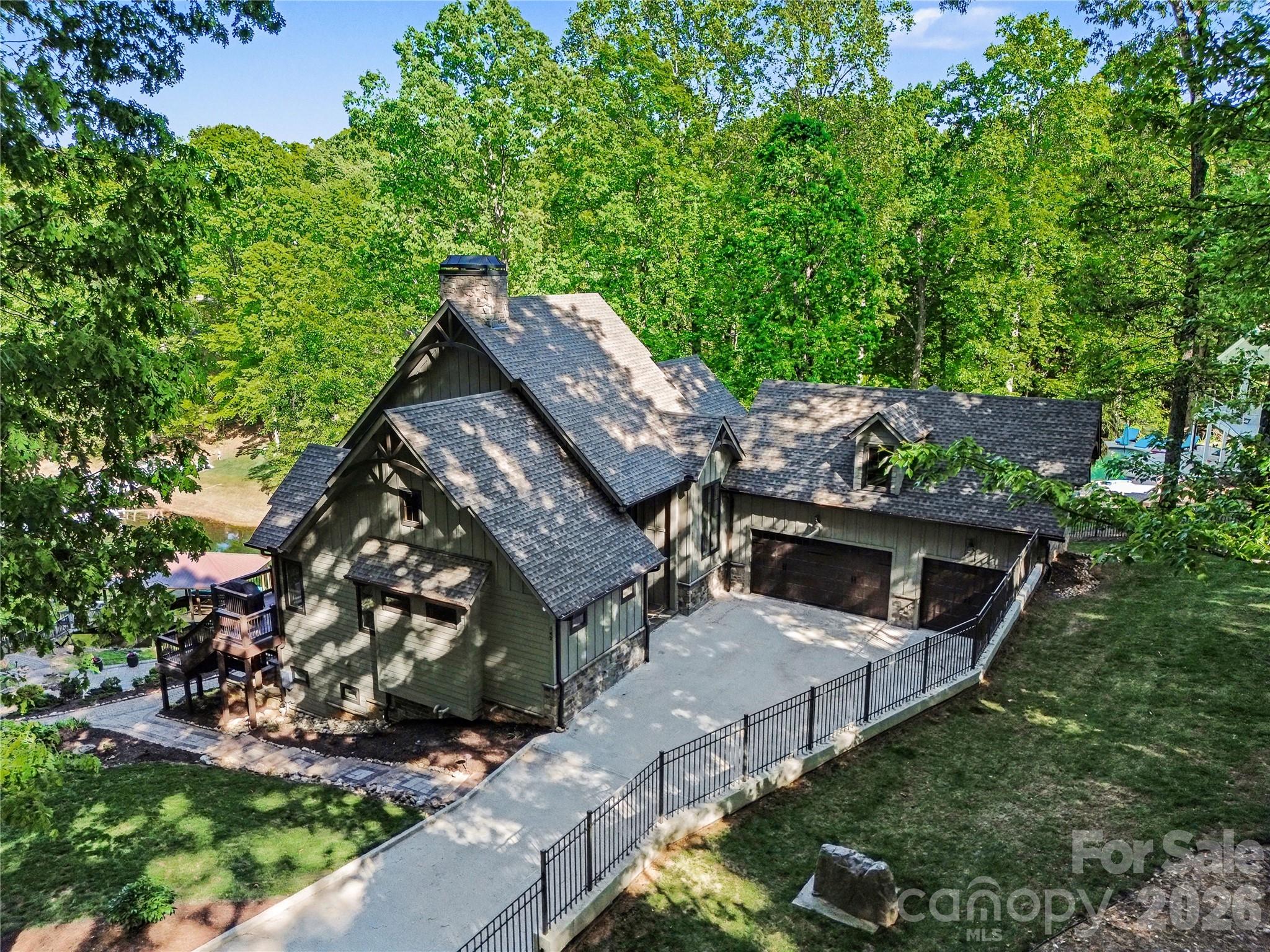 142 Lakeview Shores Loop — Mooresville
