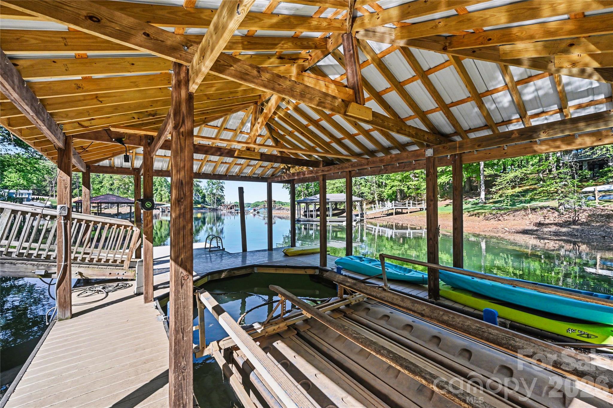 142 Lakeview Shores Loop — Mooresville