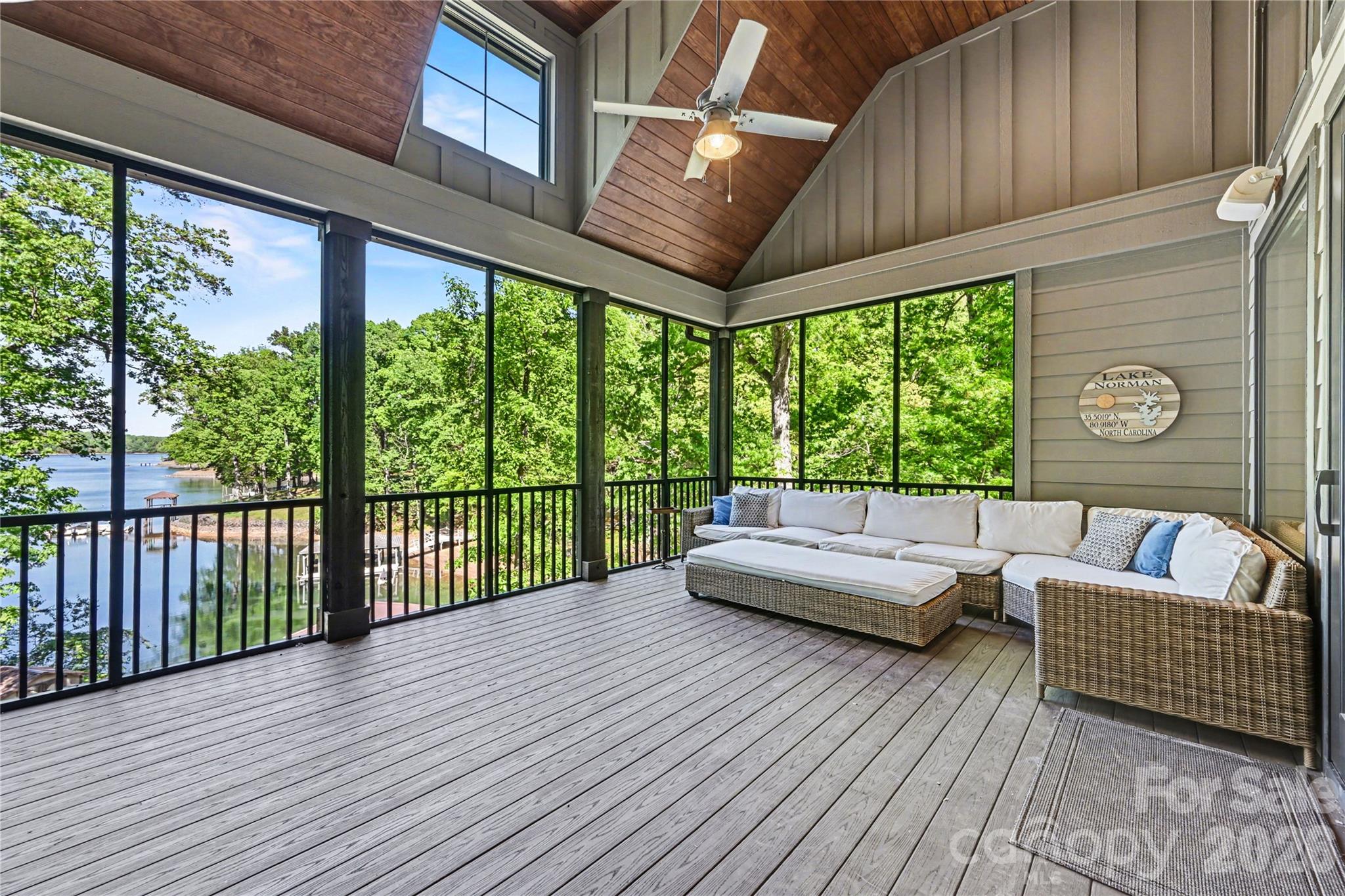142 Lakeview Shores Loop — Mooresville