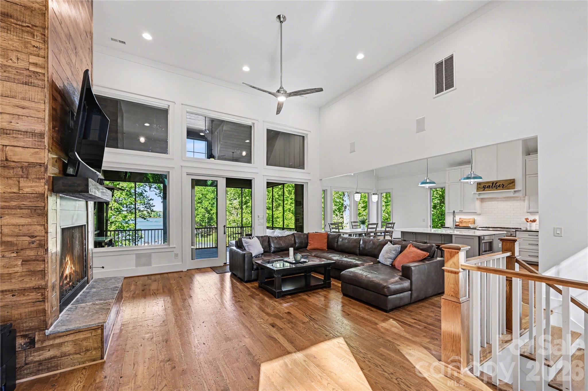 142 Lakeview Shores Loop — Mooresville