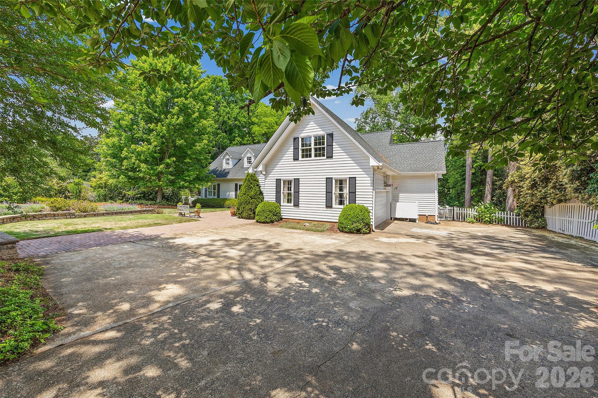 2064 Eakle Drive — Rock Hill