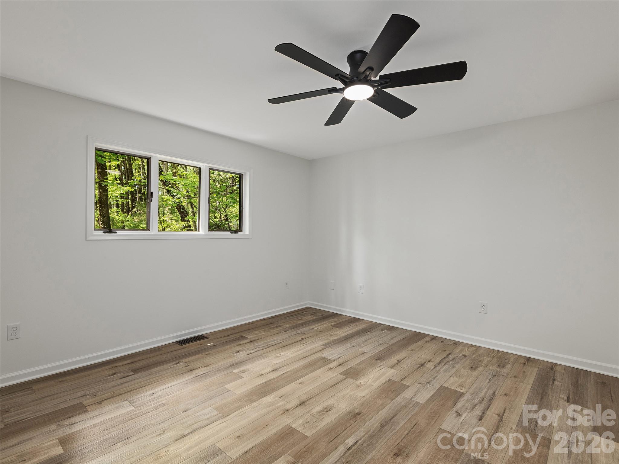 209 Ivy Hill Road — Hendersonville