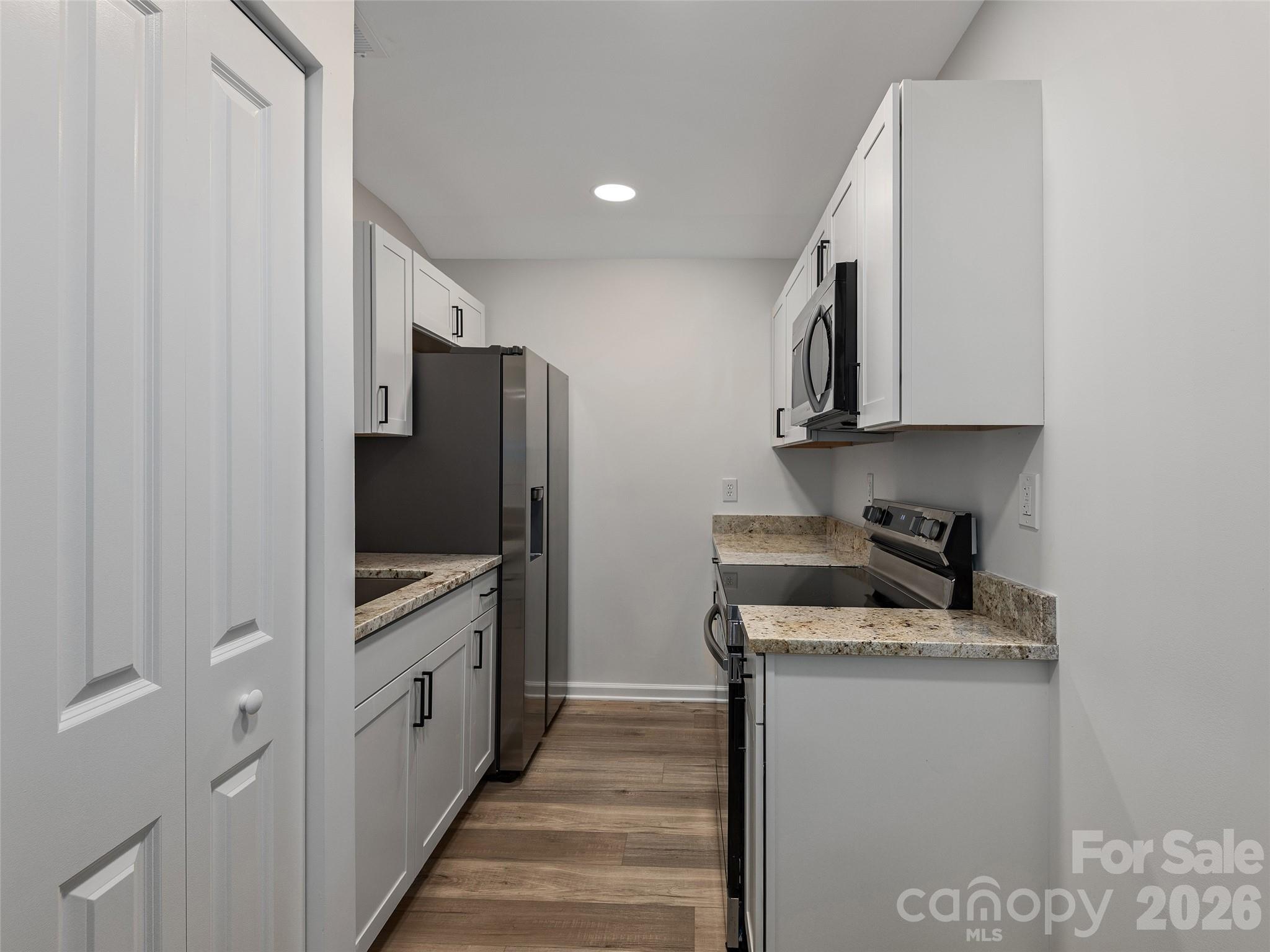 209 Ivy Hill Road — Hendersonville