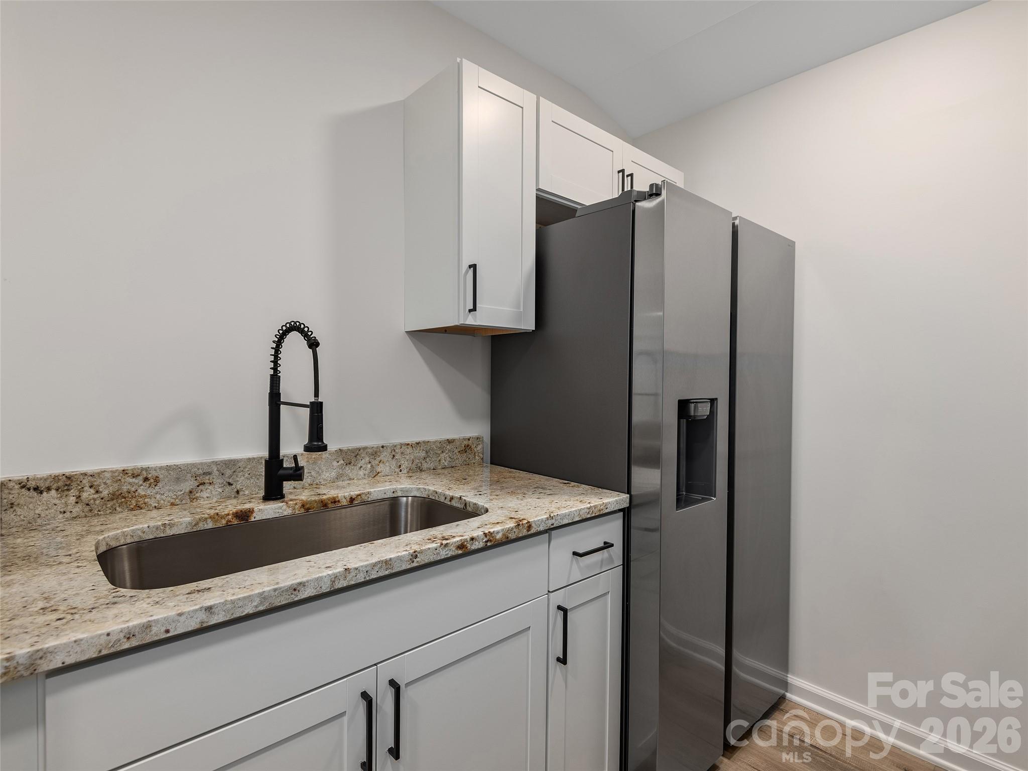 209 Ivy Hill Road — Hendersonville