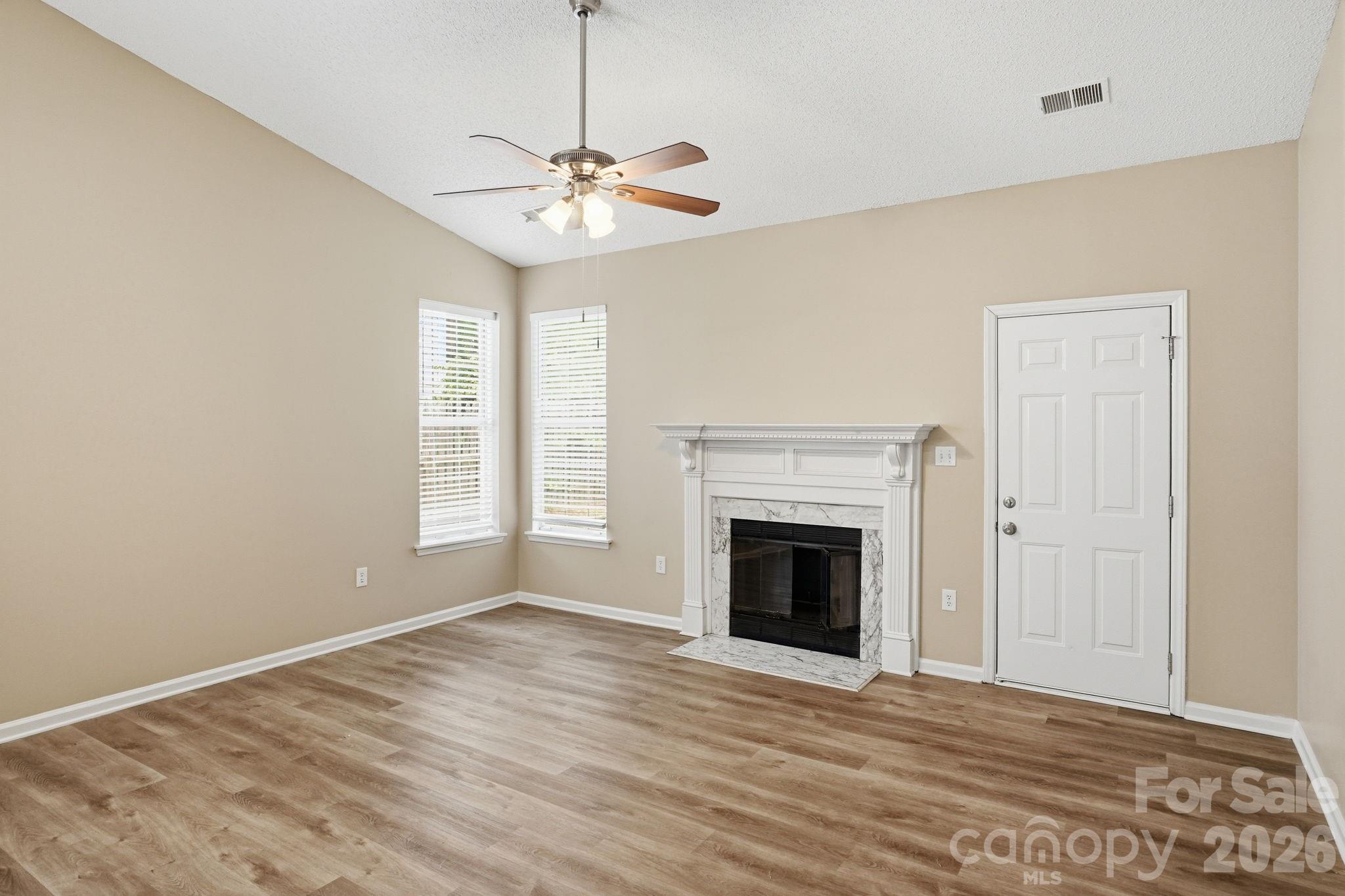 7200 Daerwood Place — Charlotte
