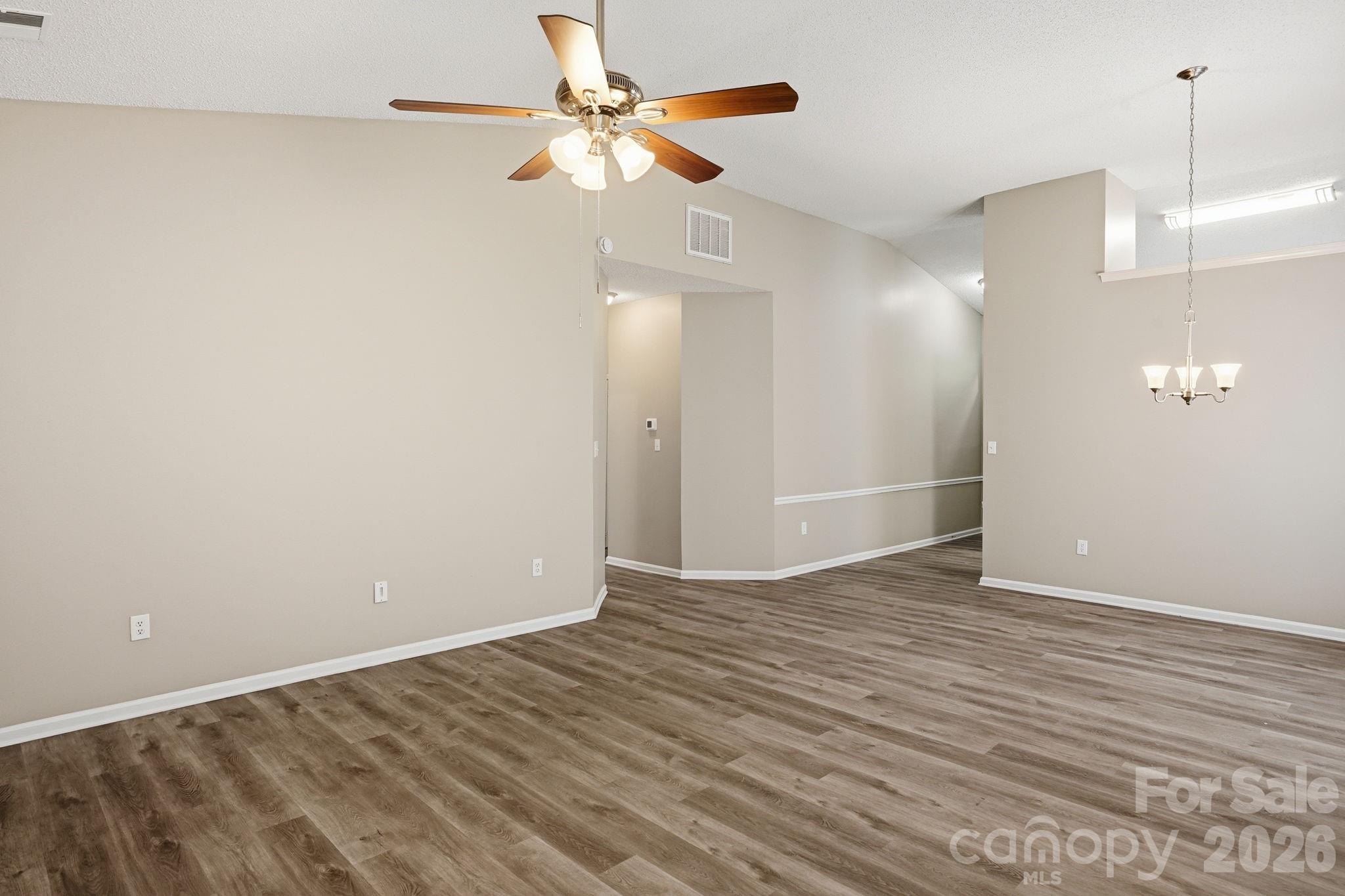 7200 Daerwood Place — Charlotte