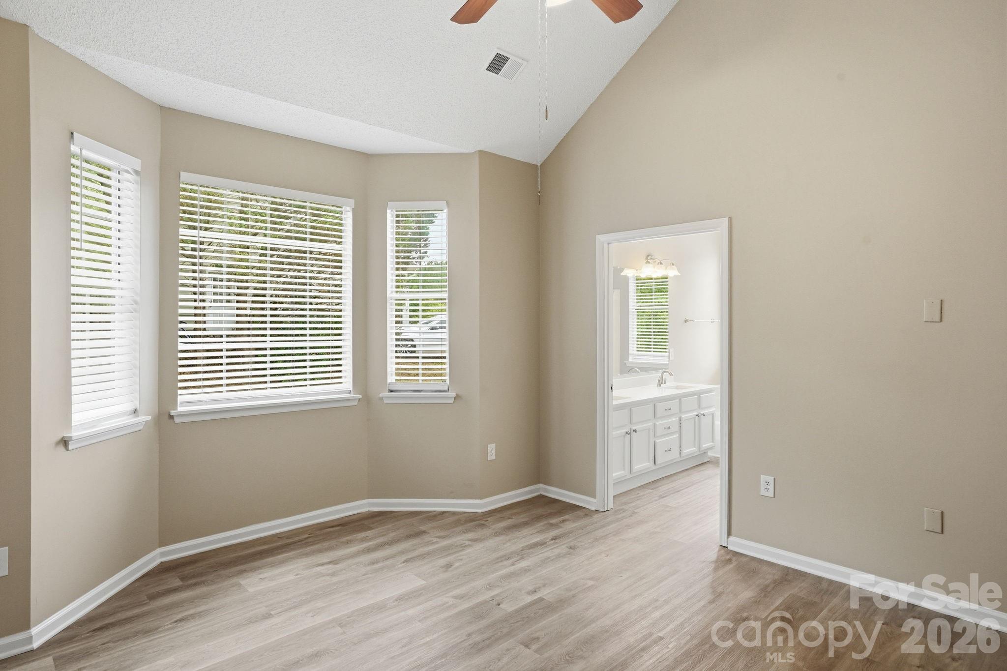 7200 Daerwood Place — Charlotte