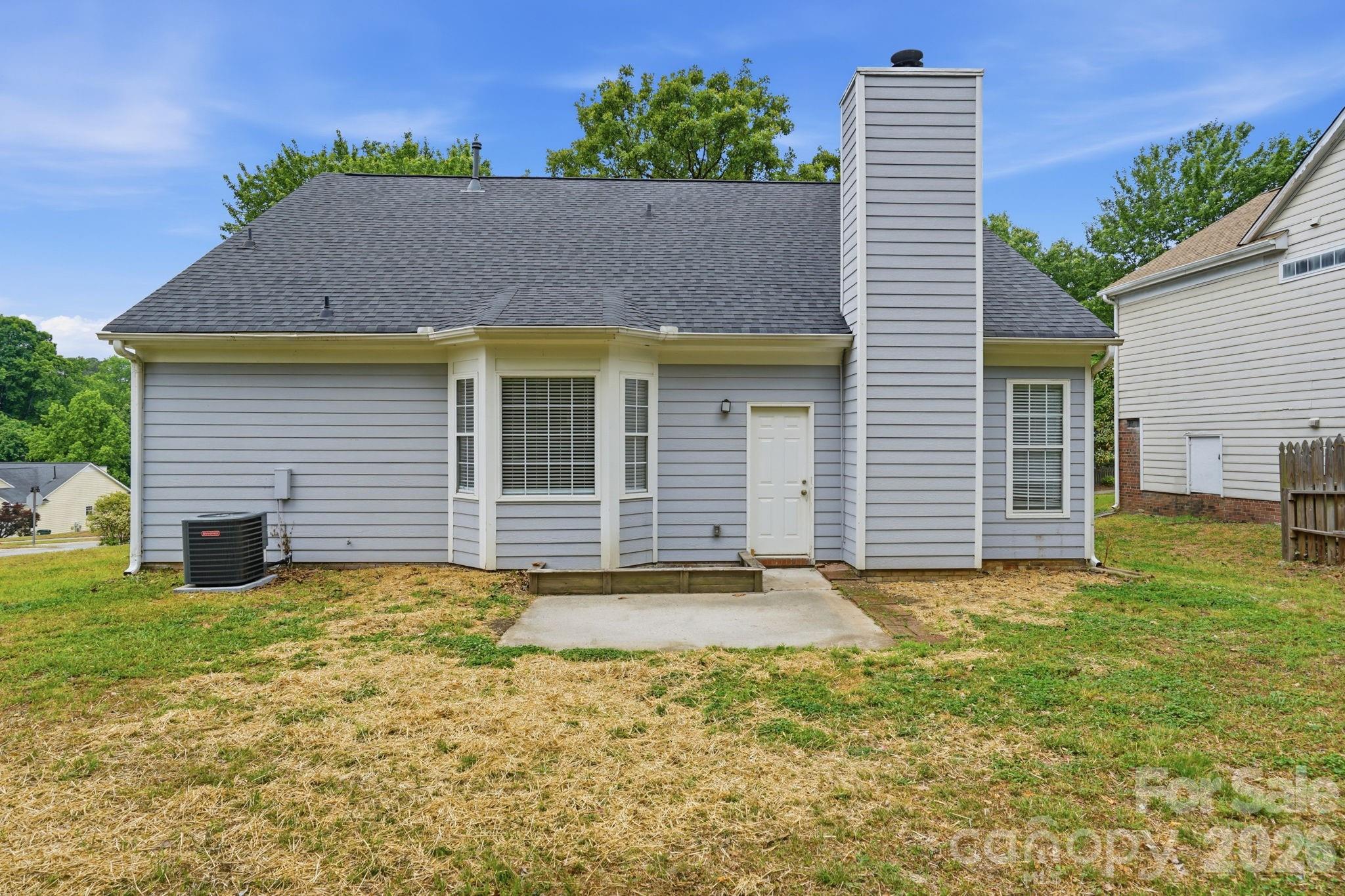 7200 Daerwood Place — Charlotte