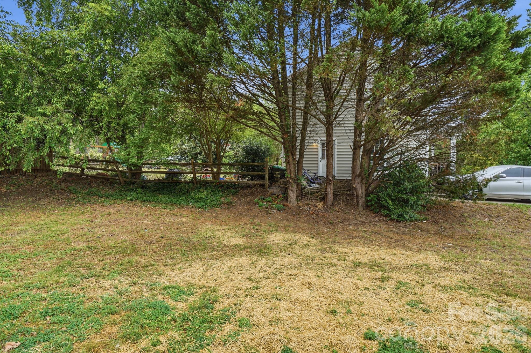 7200 Daerwood Place — Charlotte